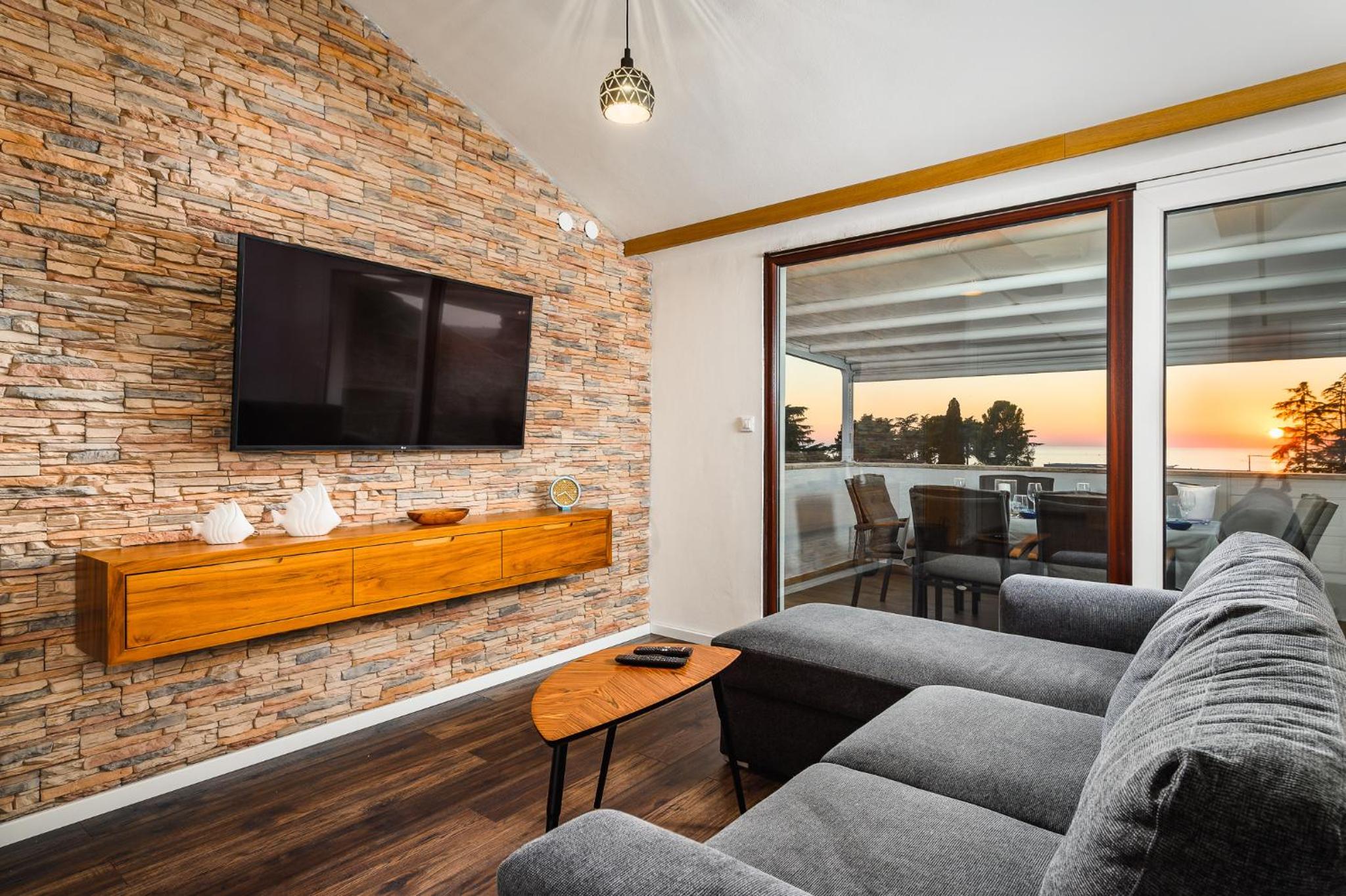 Apartment with Sea View