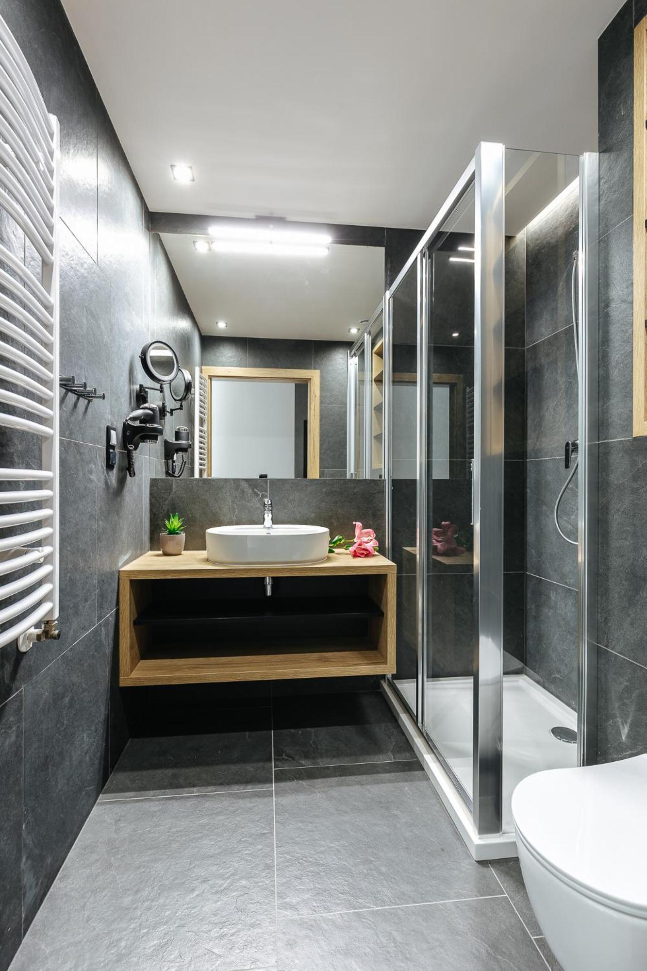 Apartment with Sauna - Photo 12