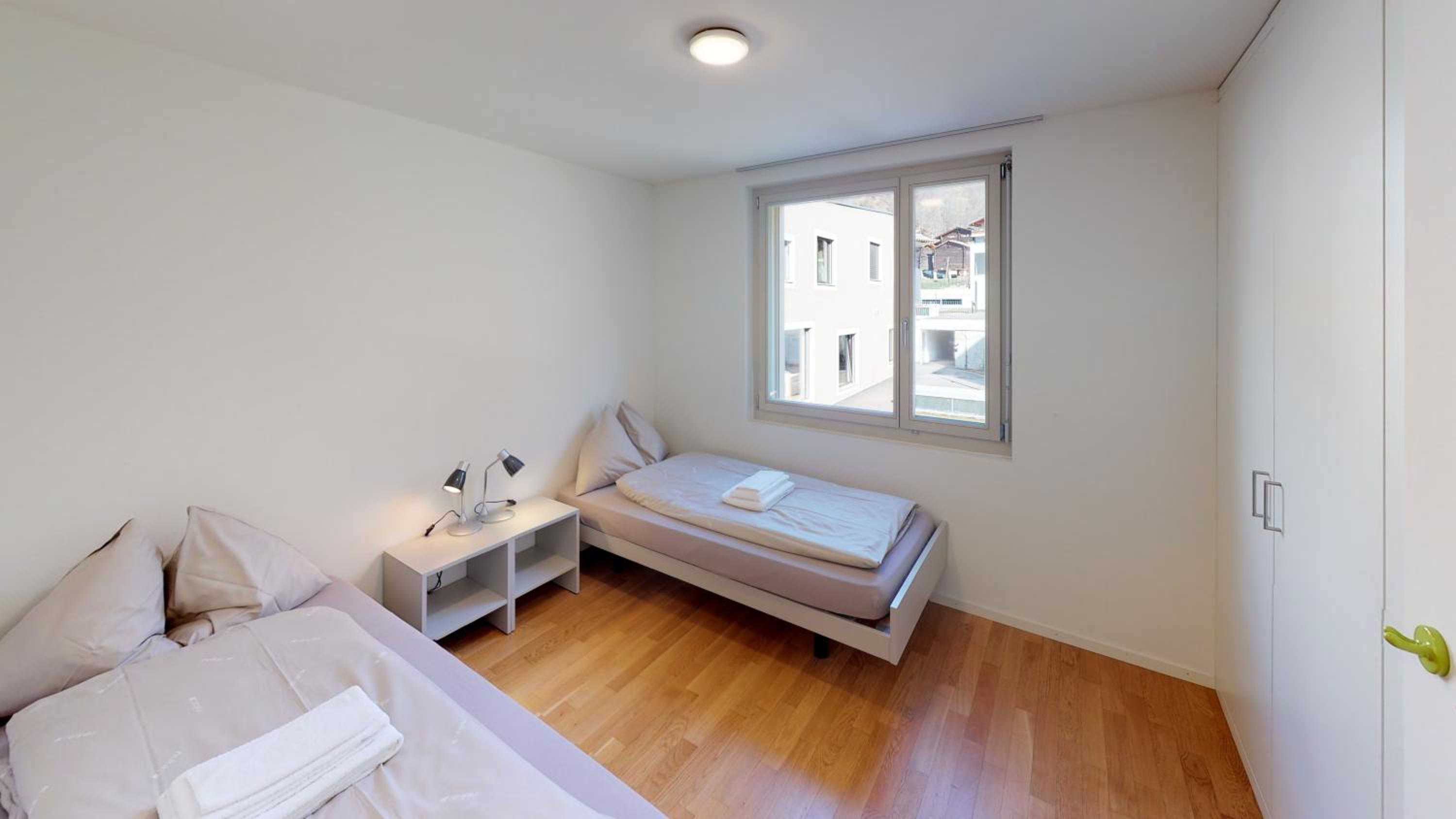 Modern Two-Bedroom Apartment photo 3