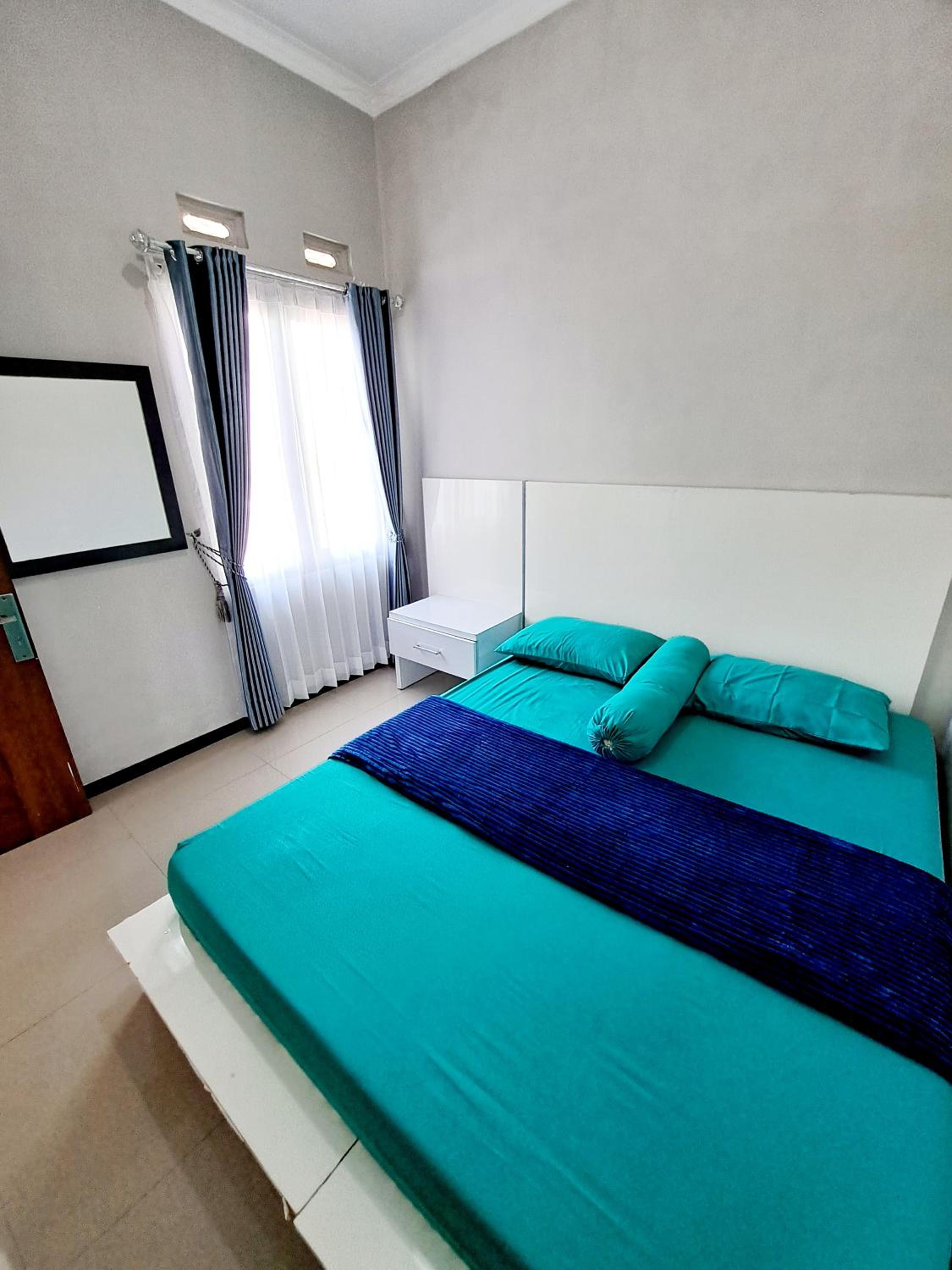 Two-Bedroom Apartment - Photo 1