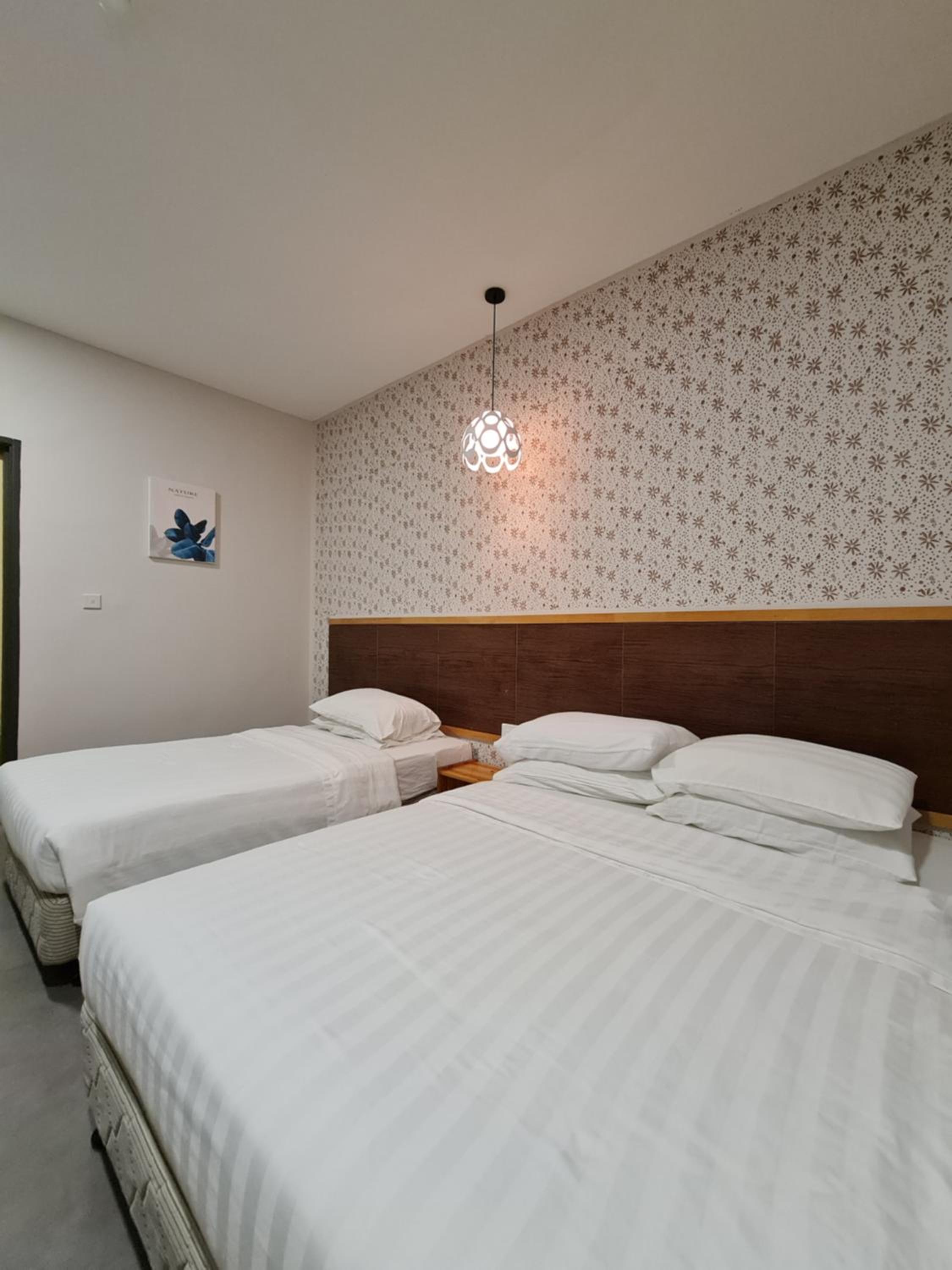 Deluxe Triple Room - Photo 4