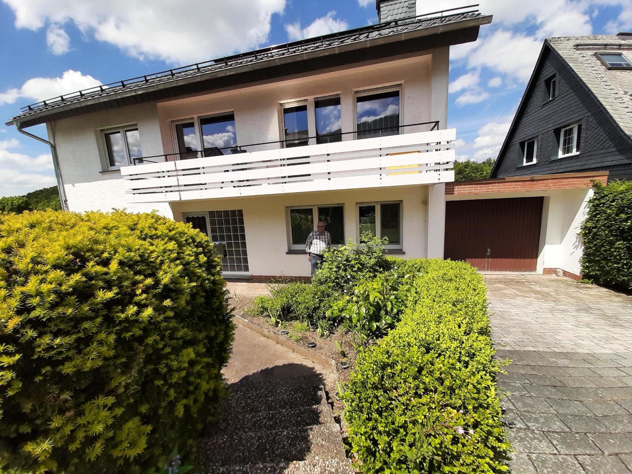 Two-Bedroom Deluxe Apartment with Garden View photo 2