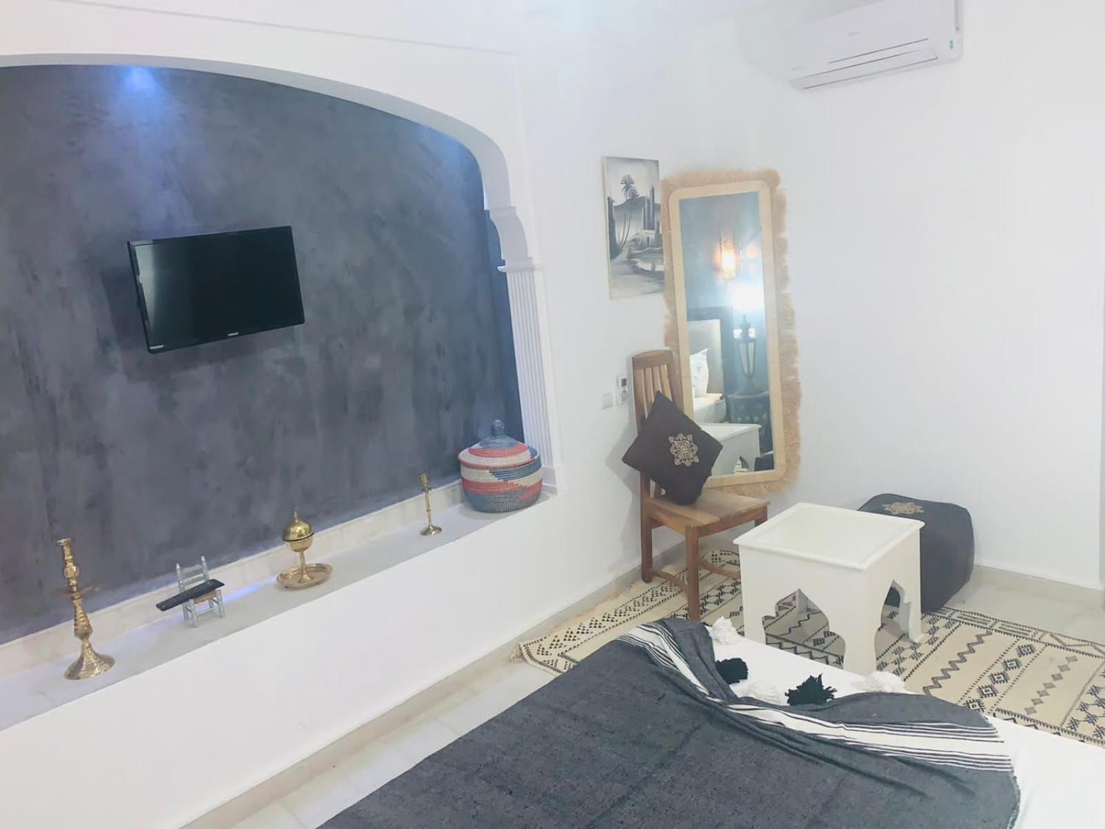 Superior Double Room - Photo 3