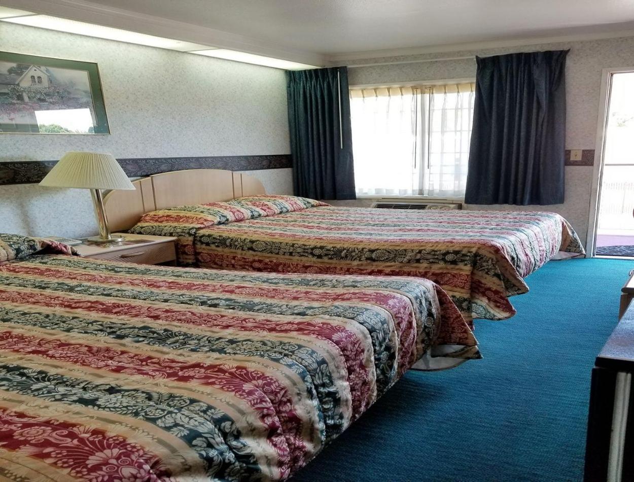 Double Room - Photo 1