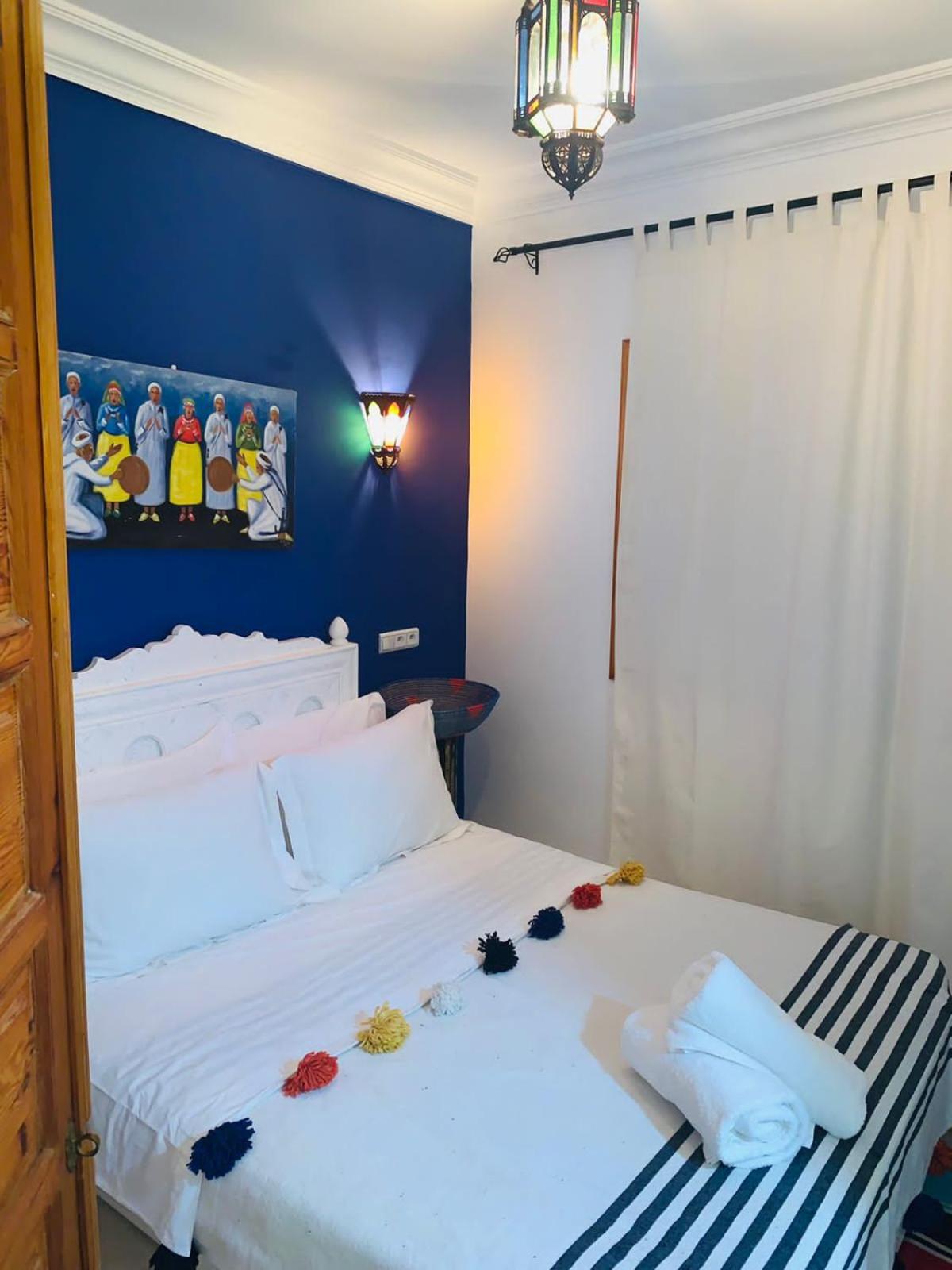 Double Room with Private Bathroom - Photo 7