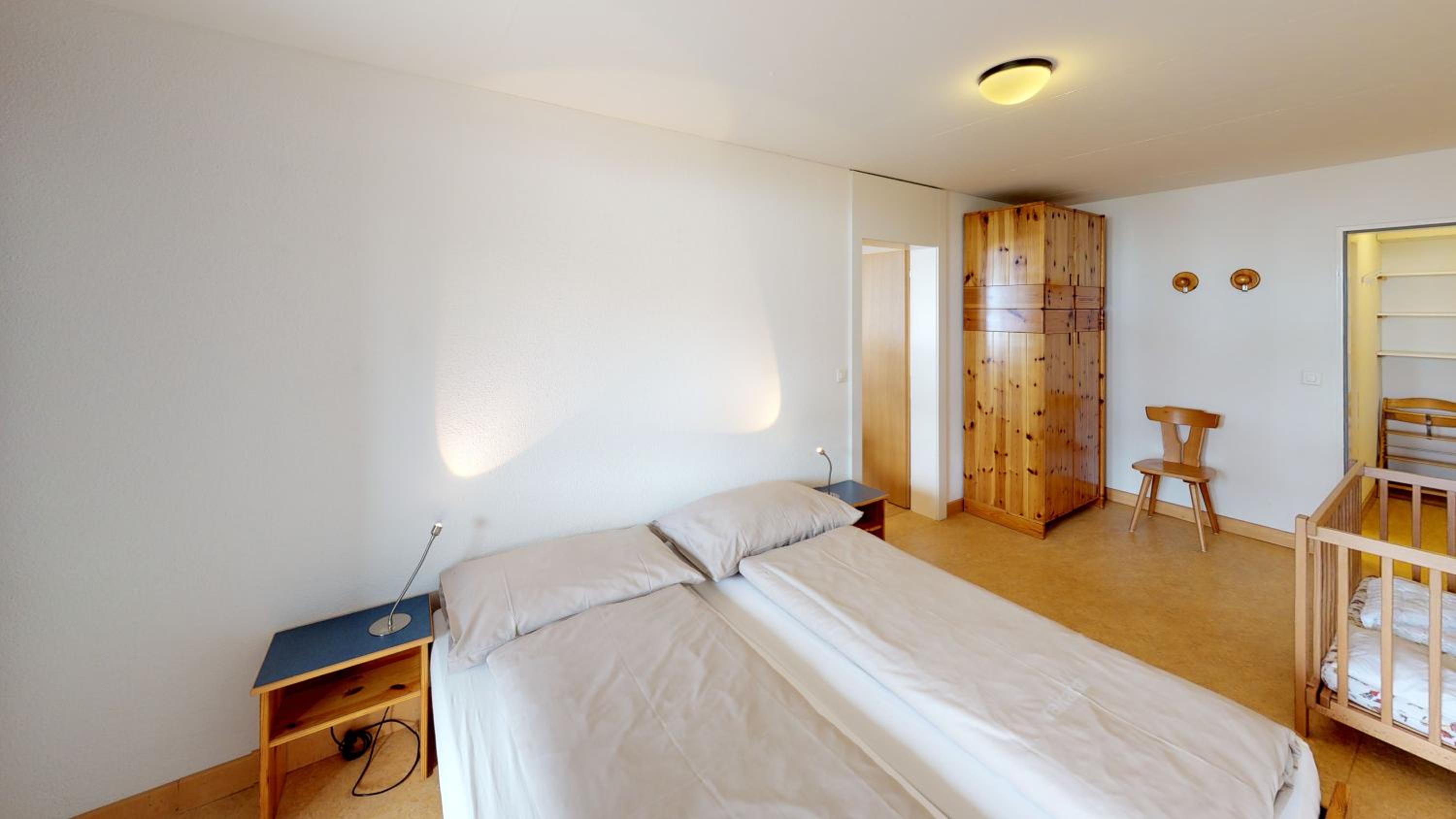 Comfort Two-Bedroom Apartment photo 3