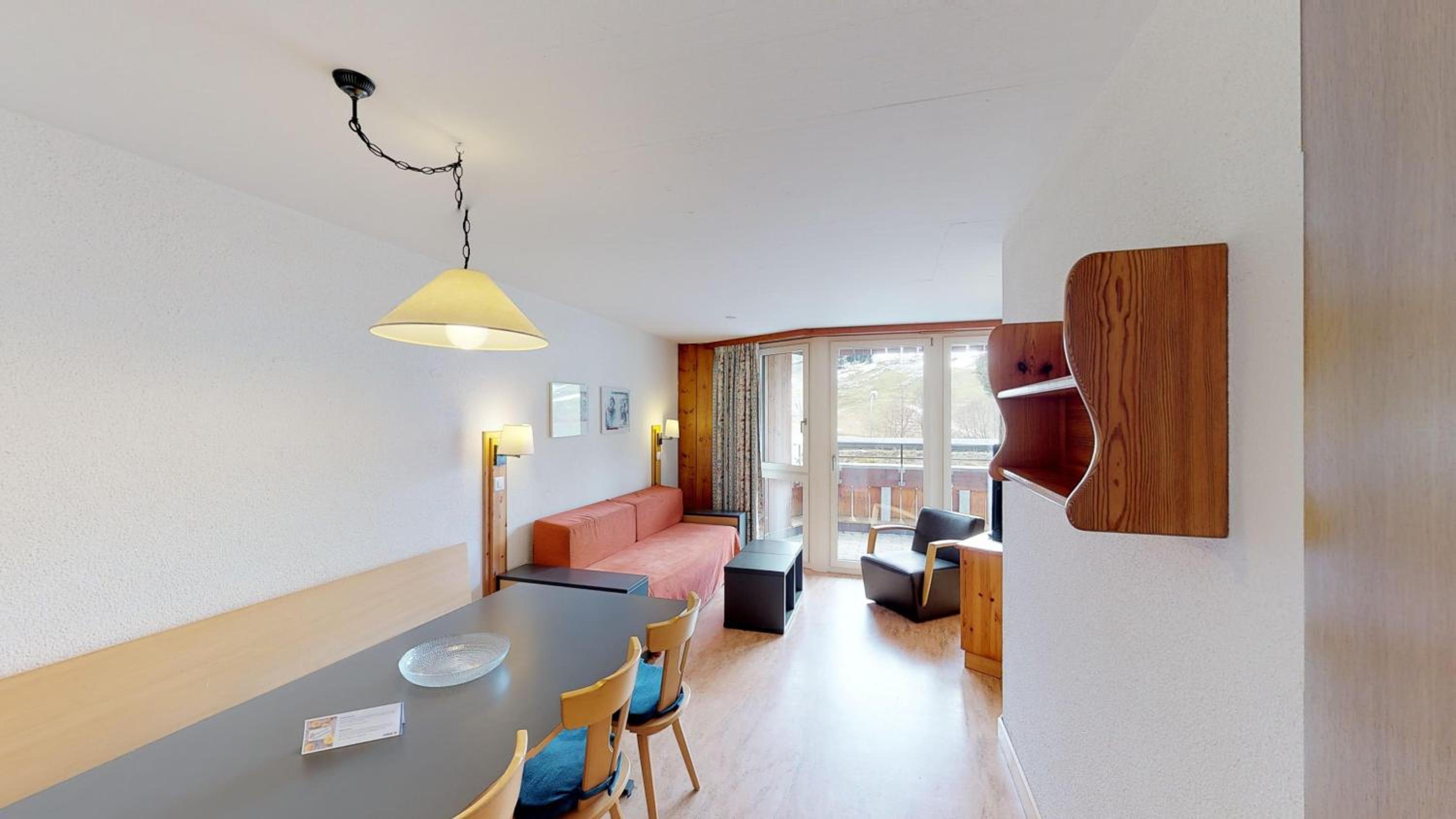 Comfort Three-Bedroom Apartment photo 1