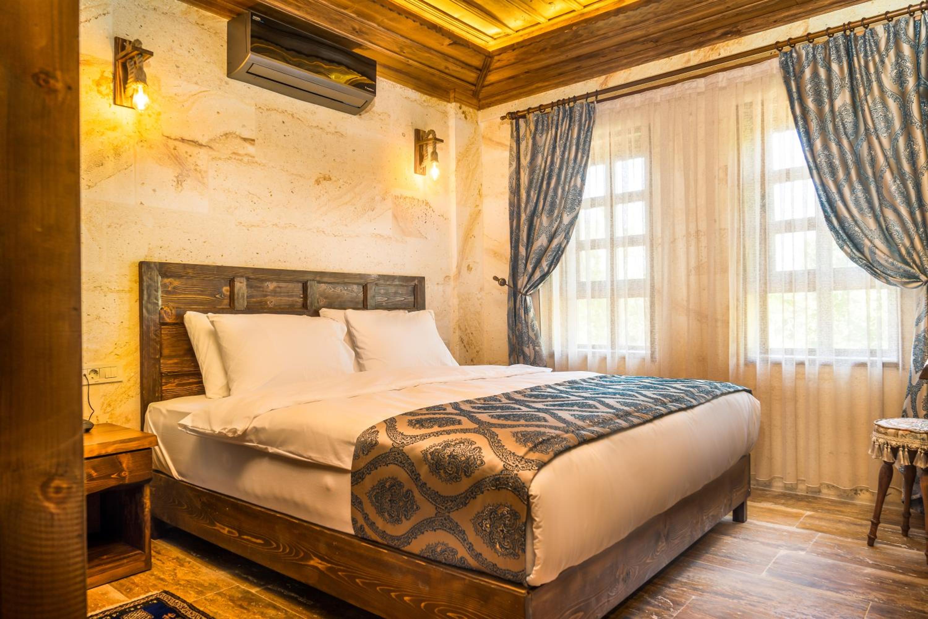 Superior Double Room - Photo 9