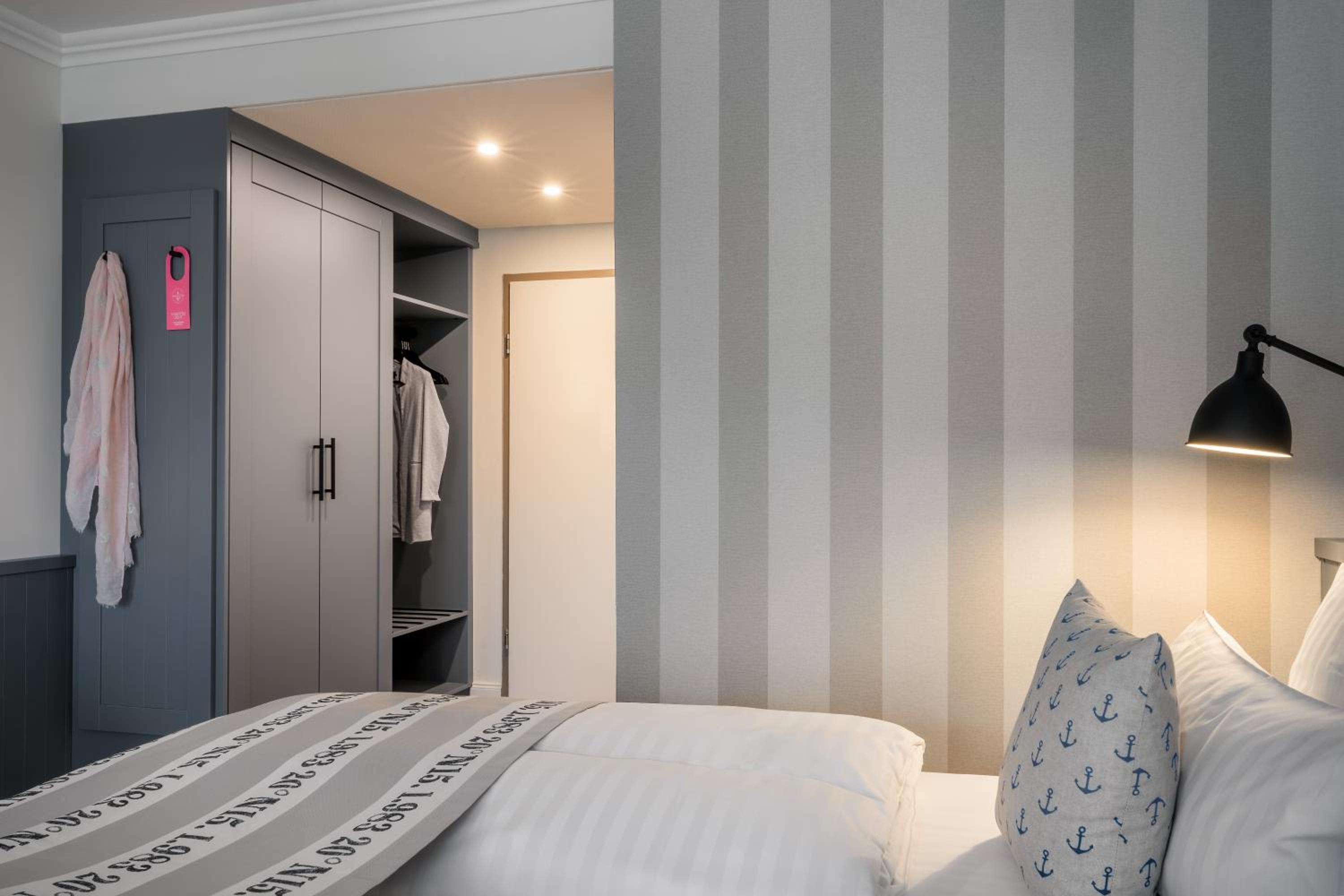 Standard Double Room - Photo 3