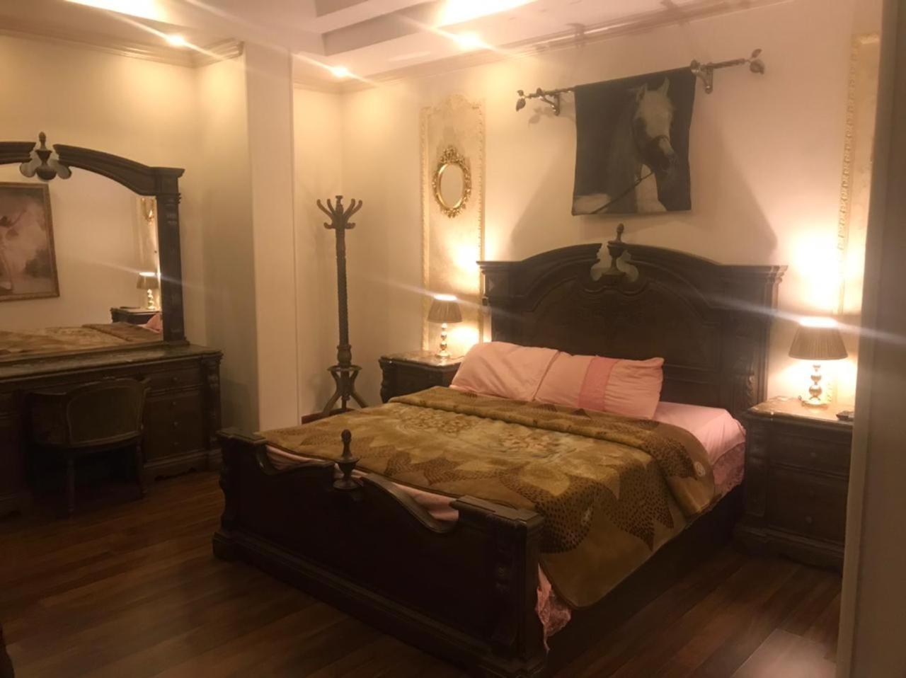 Villa photo 1