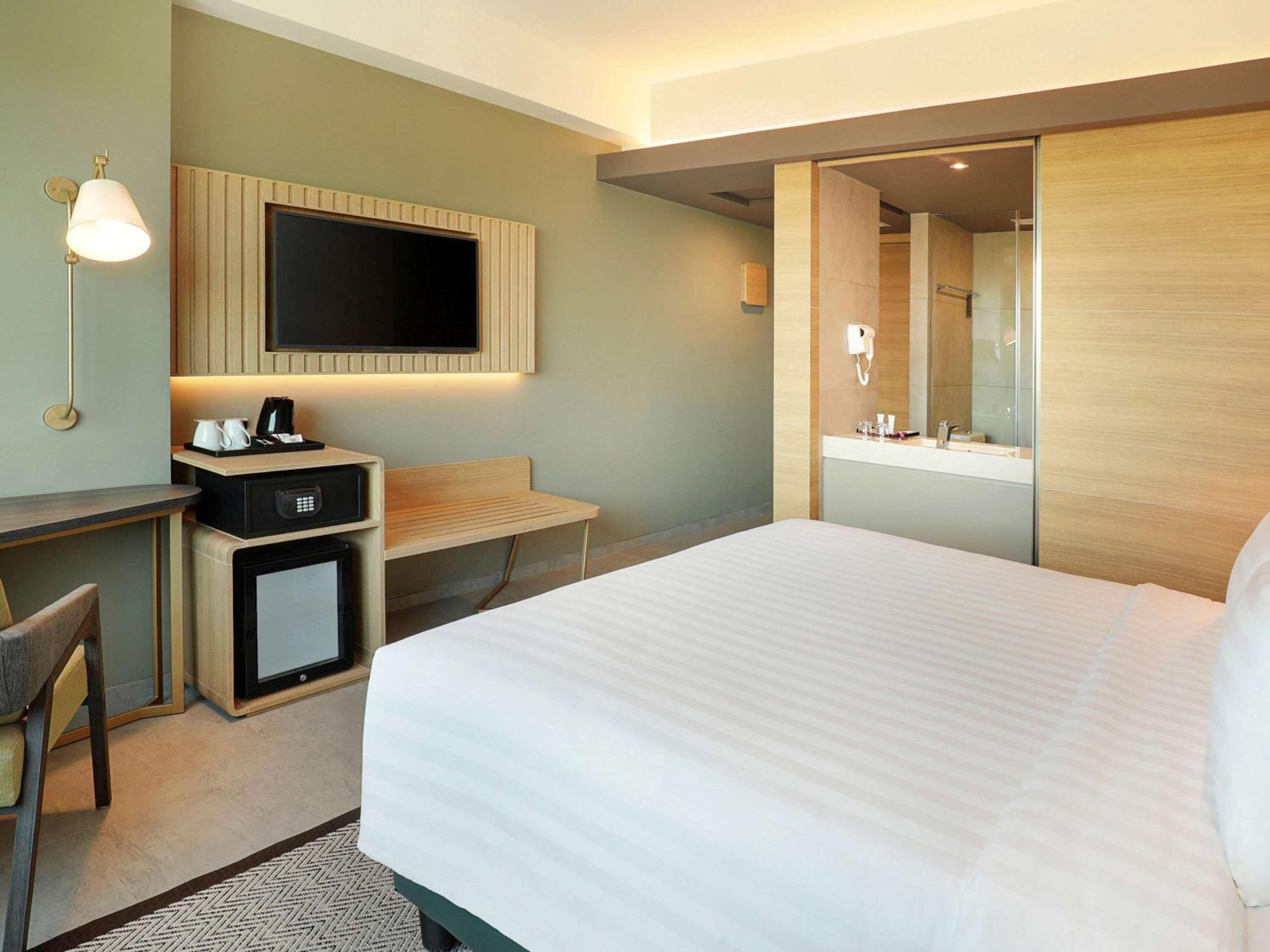 Superior King Room - Photo 2