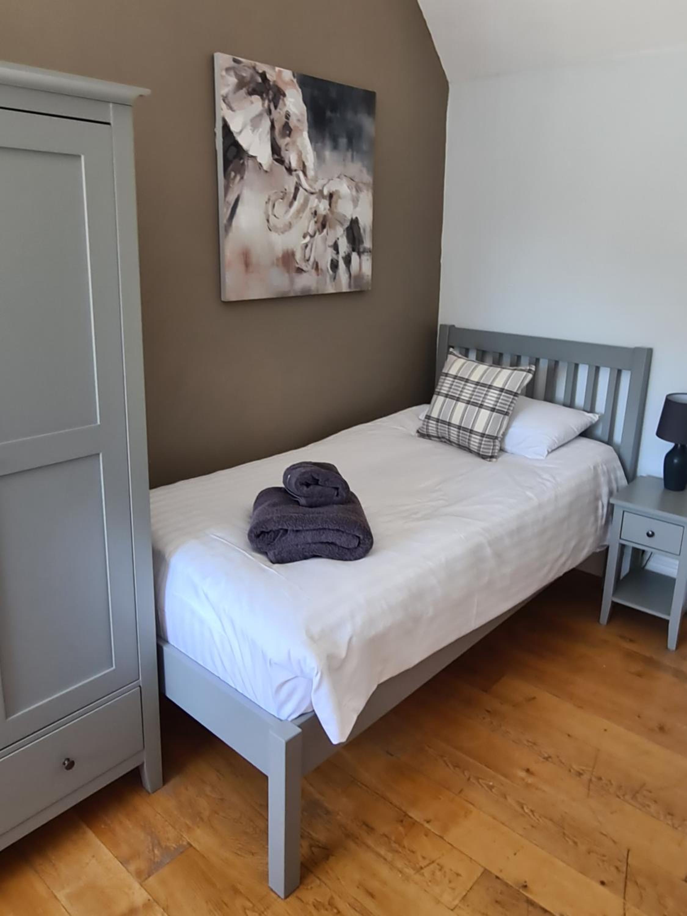 Twin Room - Photo 1