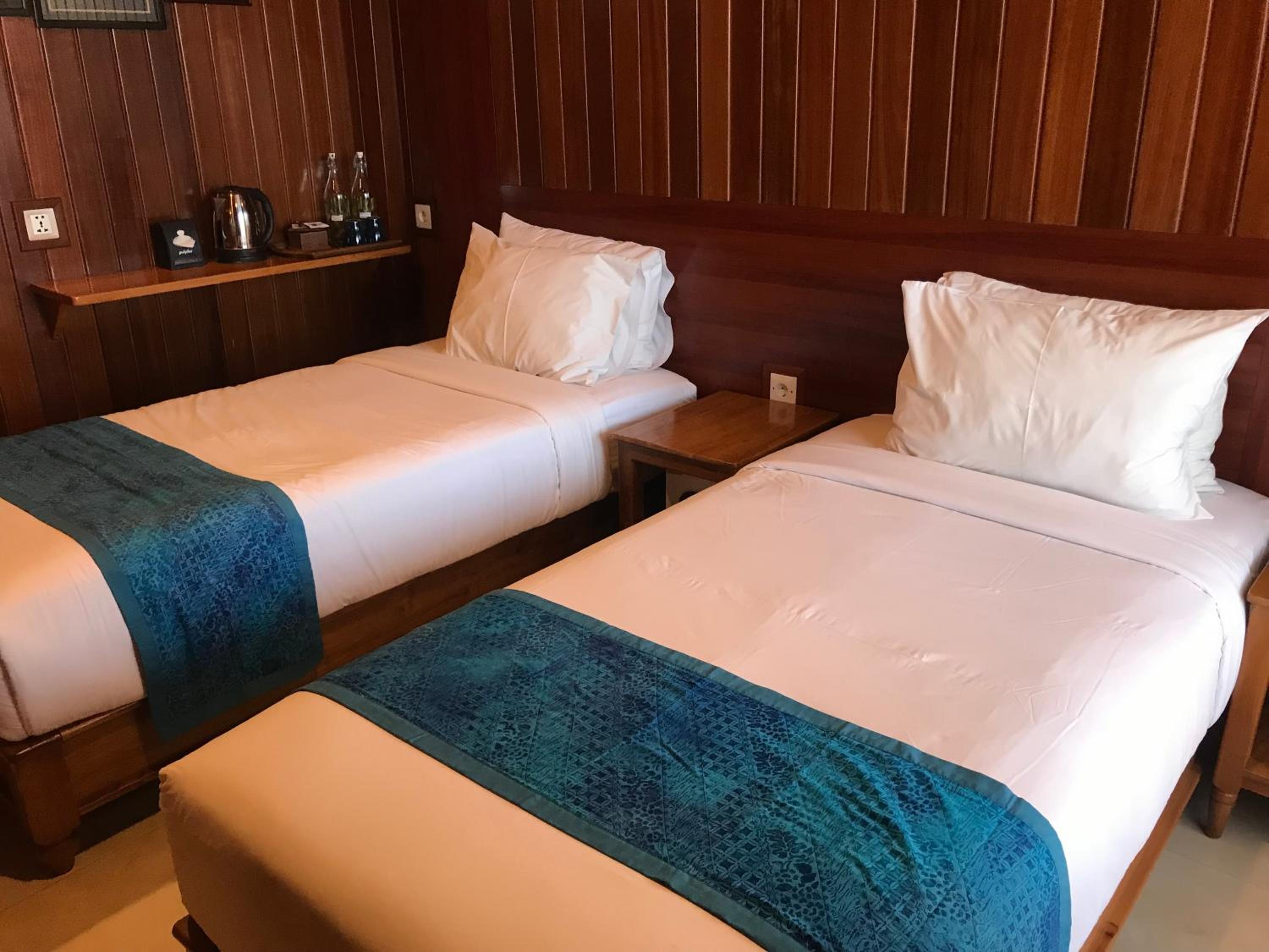 Standard Double or Twin Room with Balcony - Photo 9