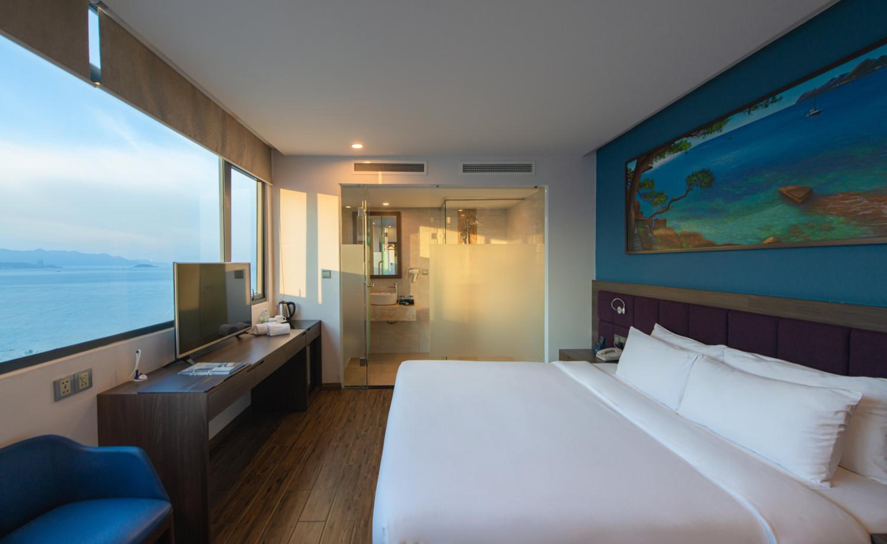 Deluxe Double or Twin Room with Sea View - Photo 1