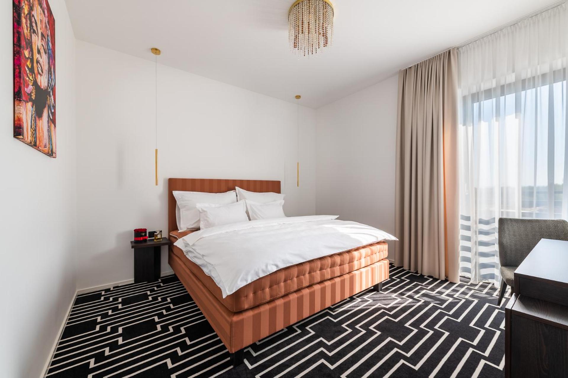 Standard Queen Room photo 1