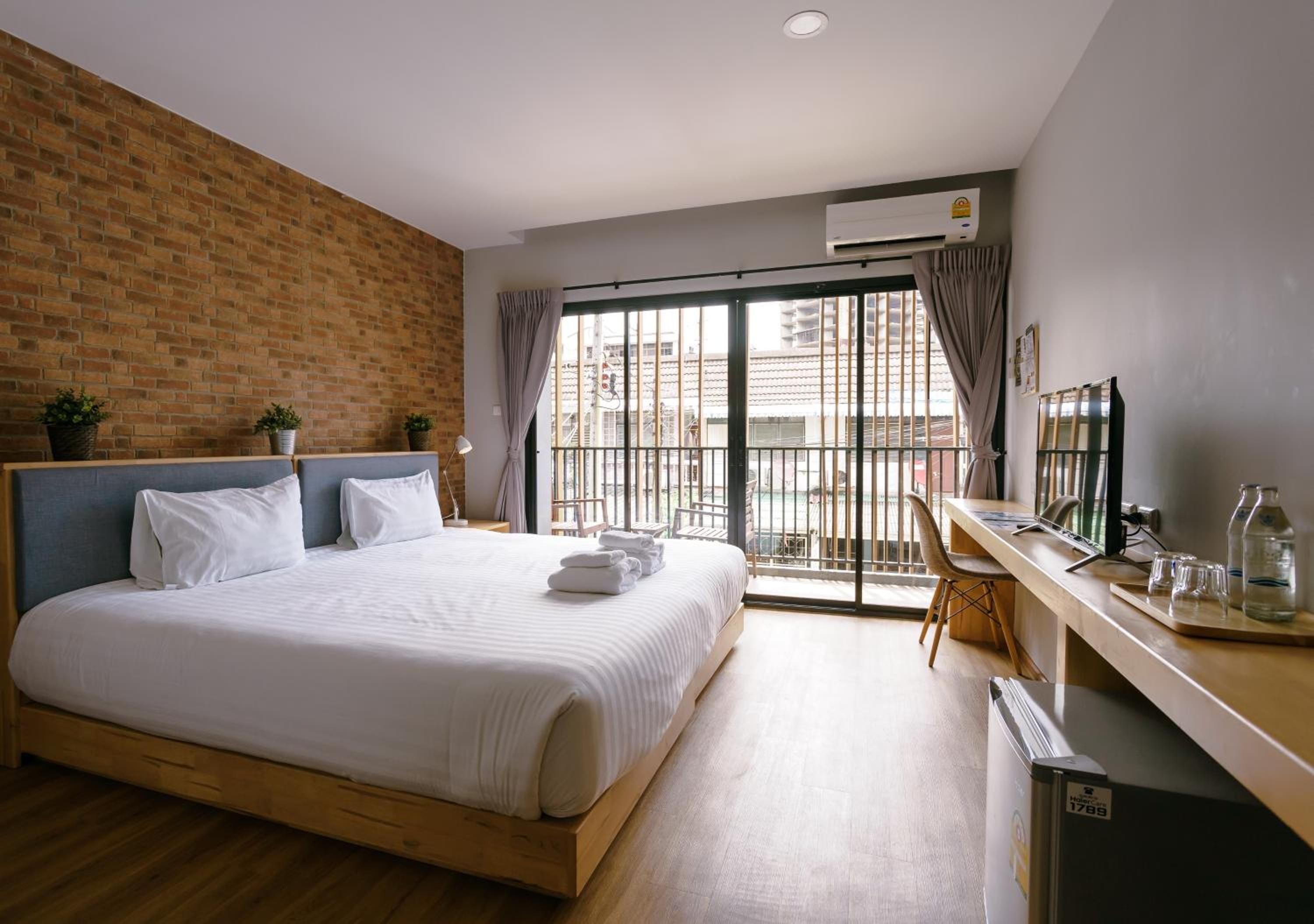 Deluxe Double Room photo 3