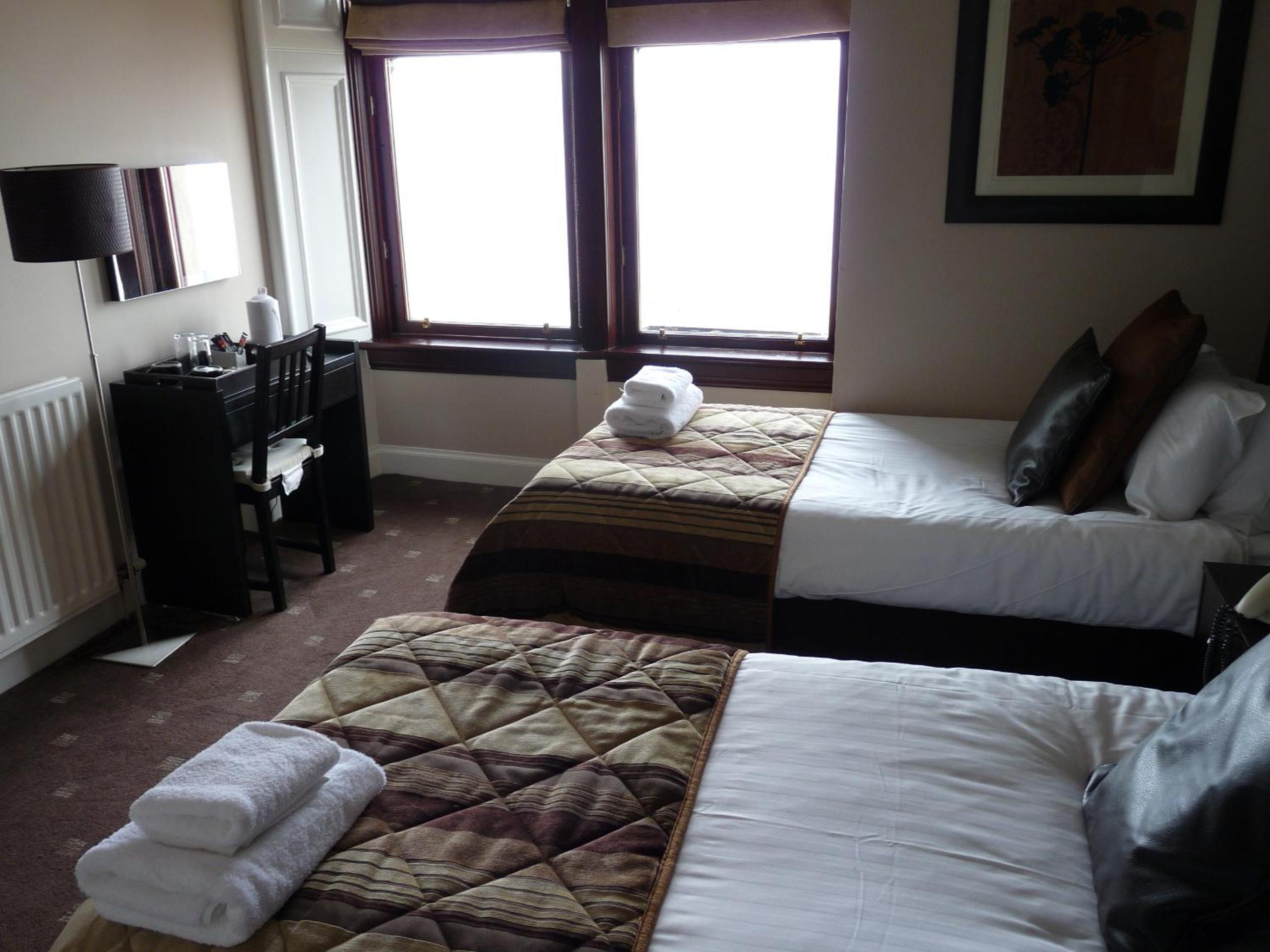 Deluxe Double or Twin Room with River View - Photo 4