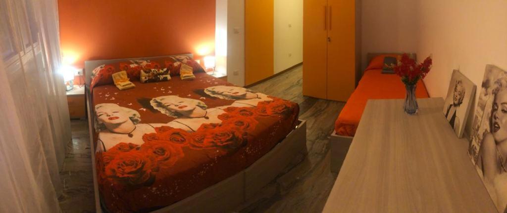 Double Room with Private Bathroom photo 2