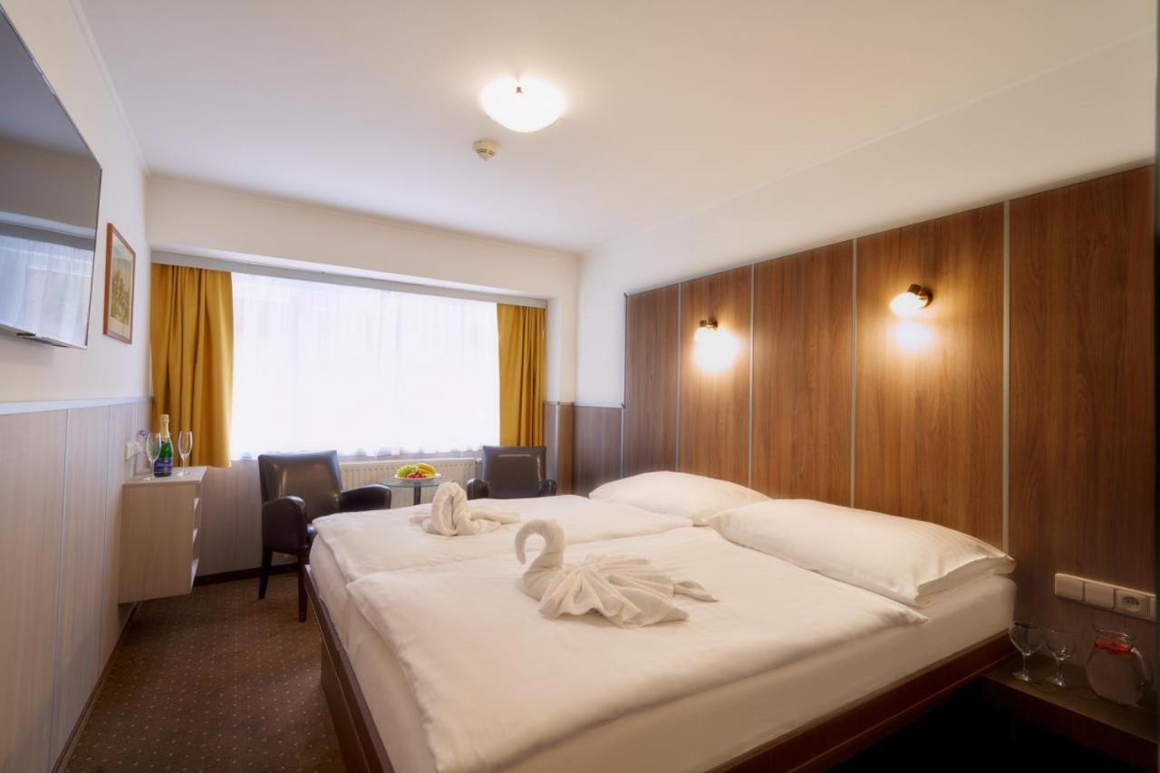 Double Room with Balcony photo 1