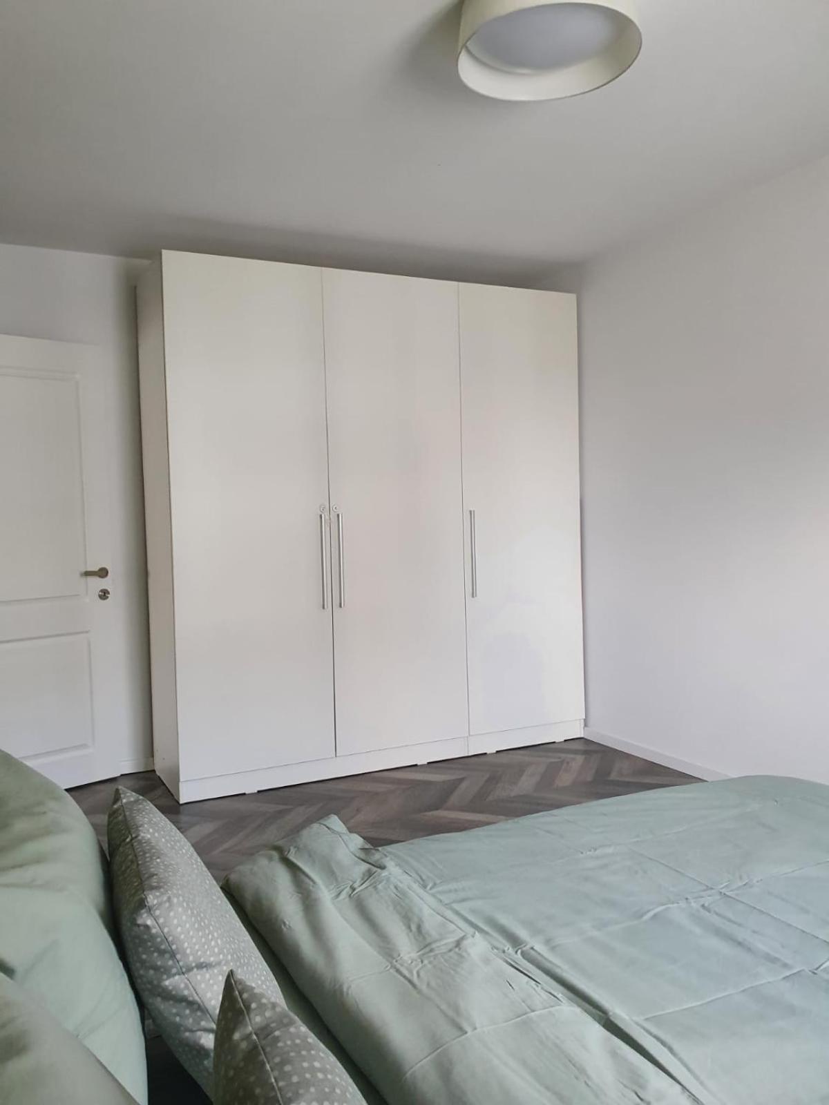 One-Bedroom Apartment photo 3
