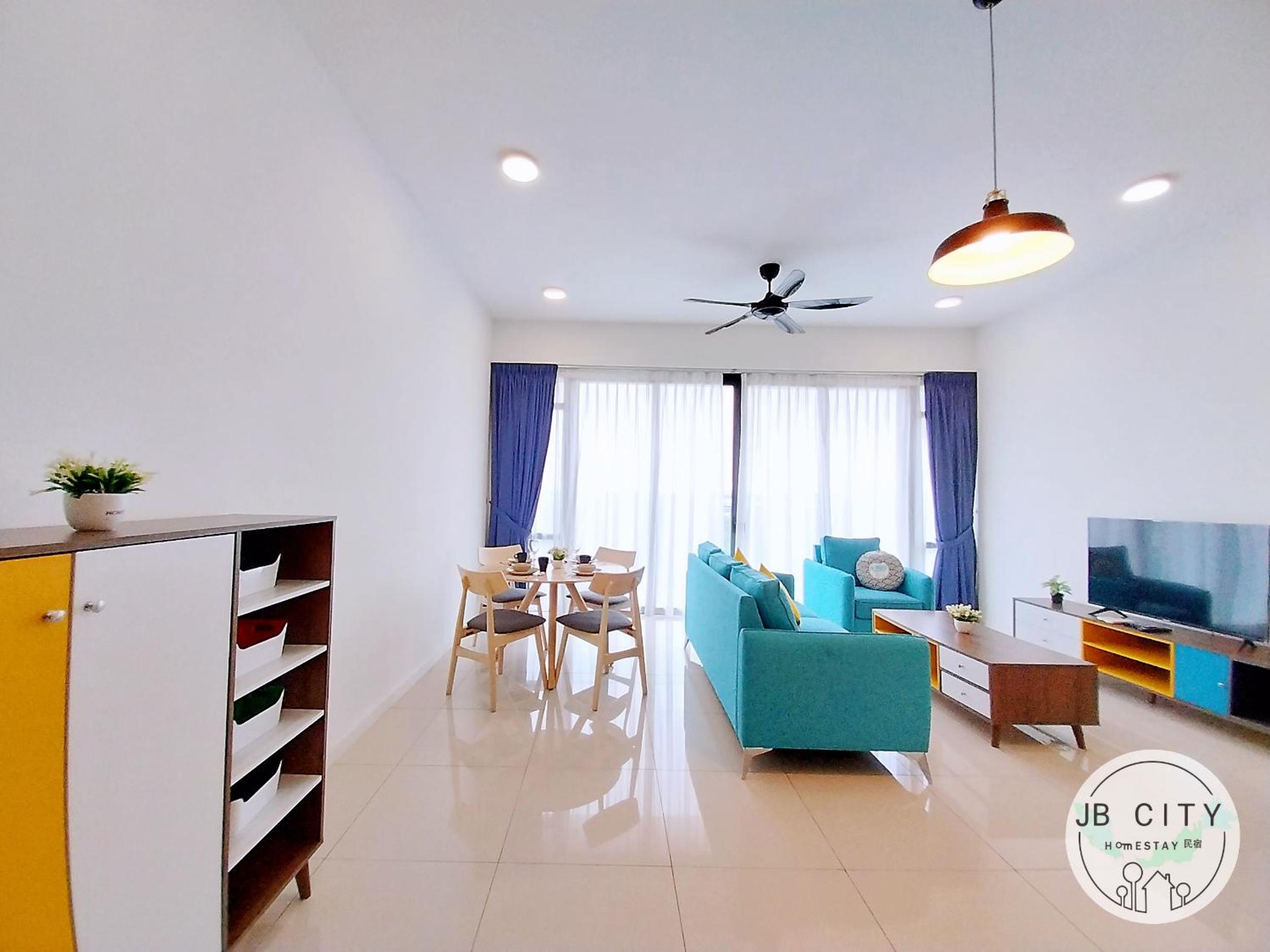 Three-Bedroom Apartment - Photo 15