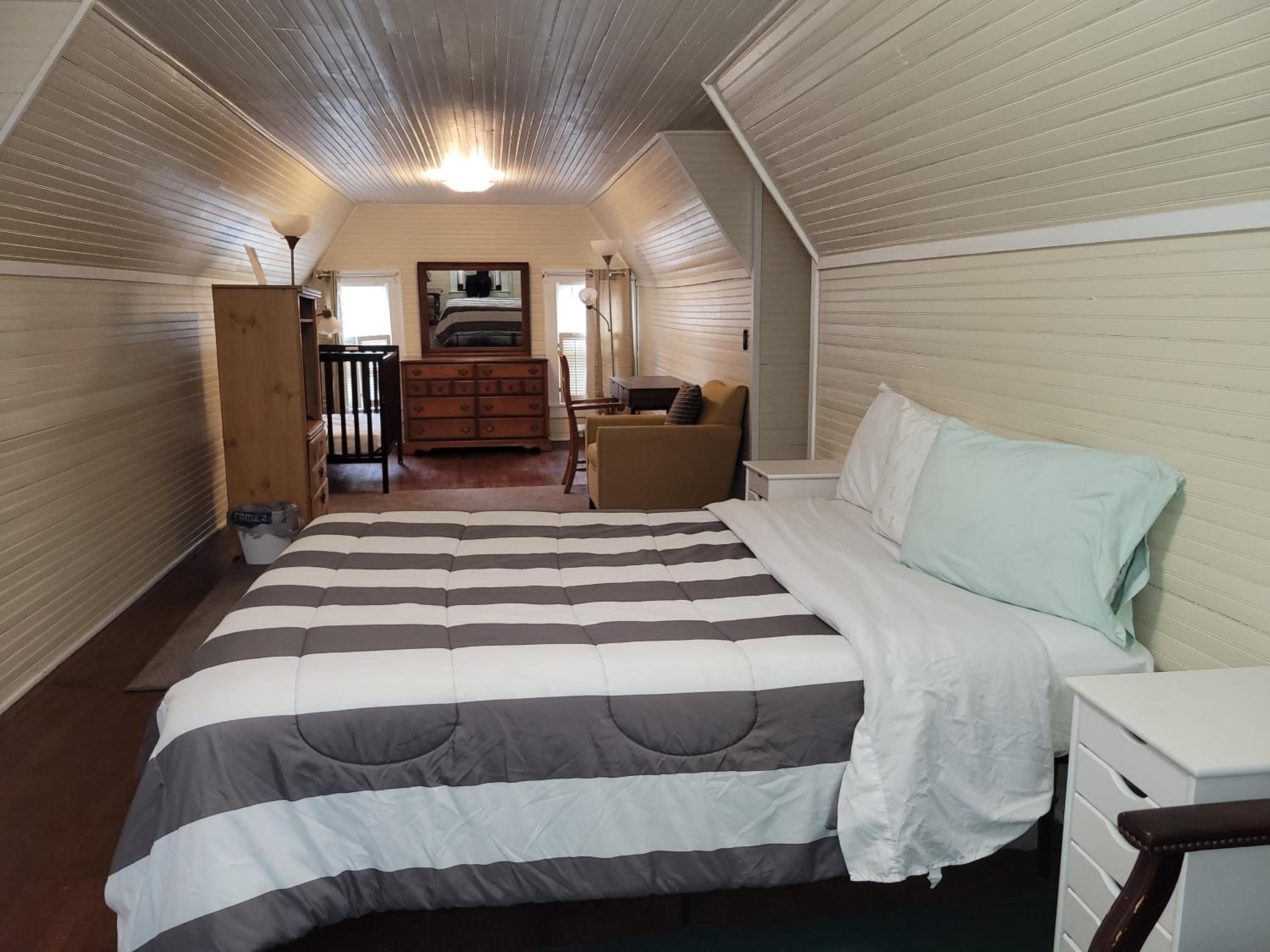 Queen Room