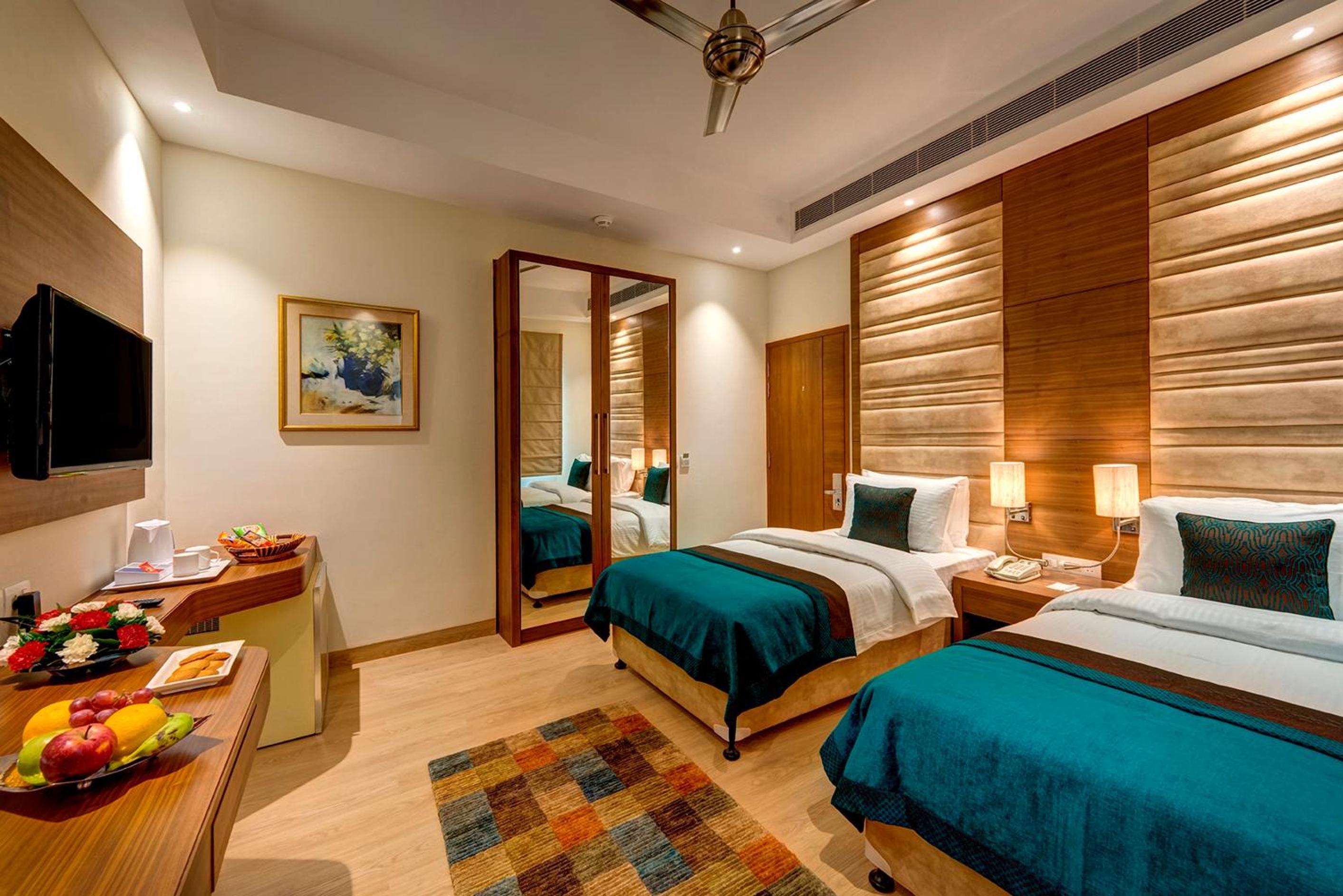 Deluxe Double or Twin Room - Photo 4