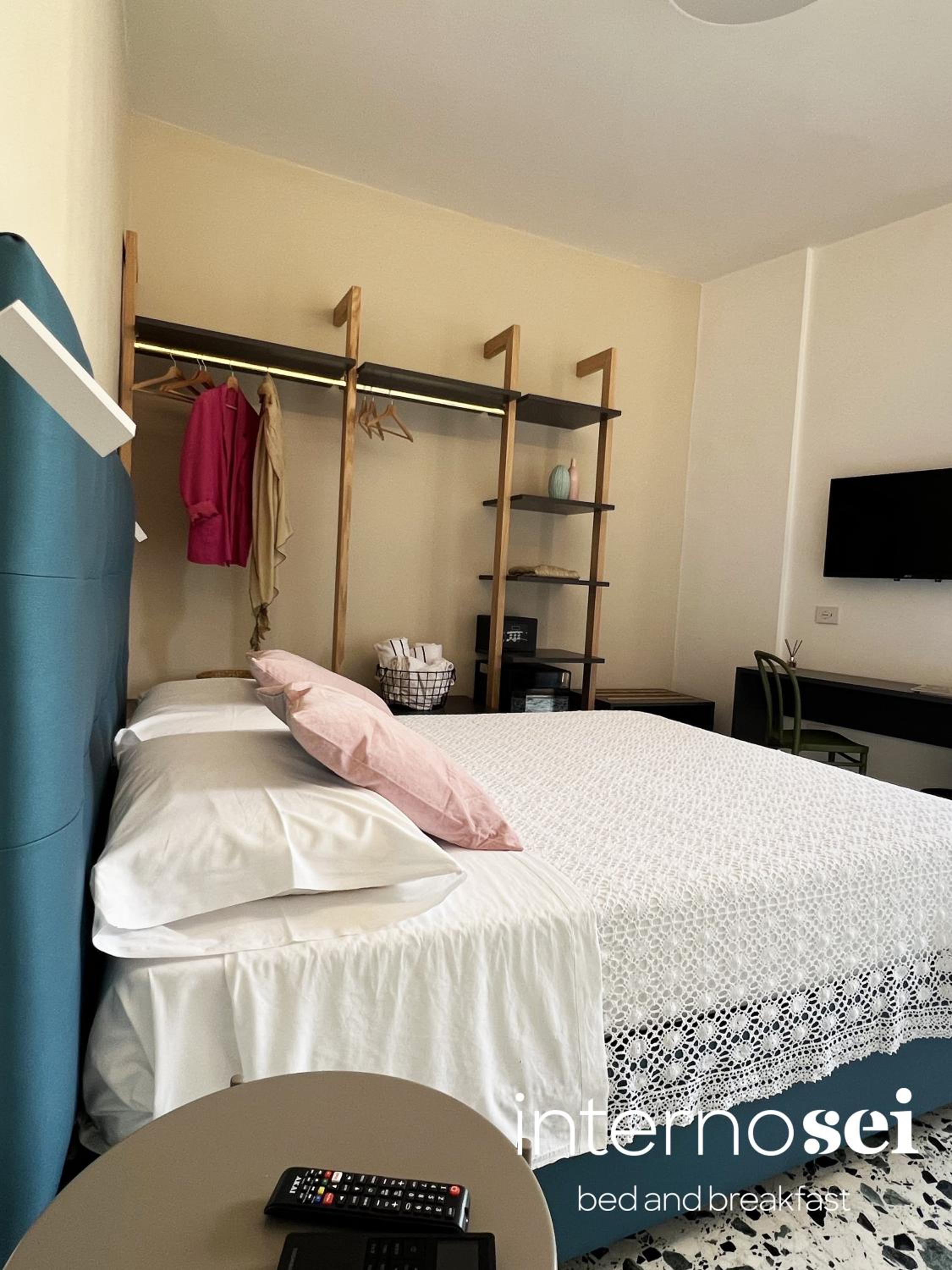 Double Room with Balcony photo 3