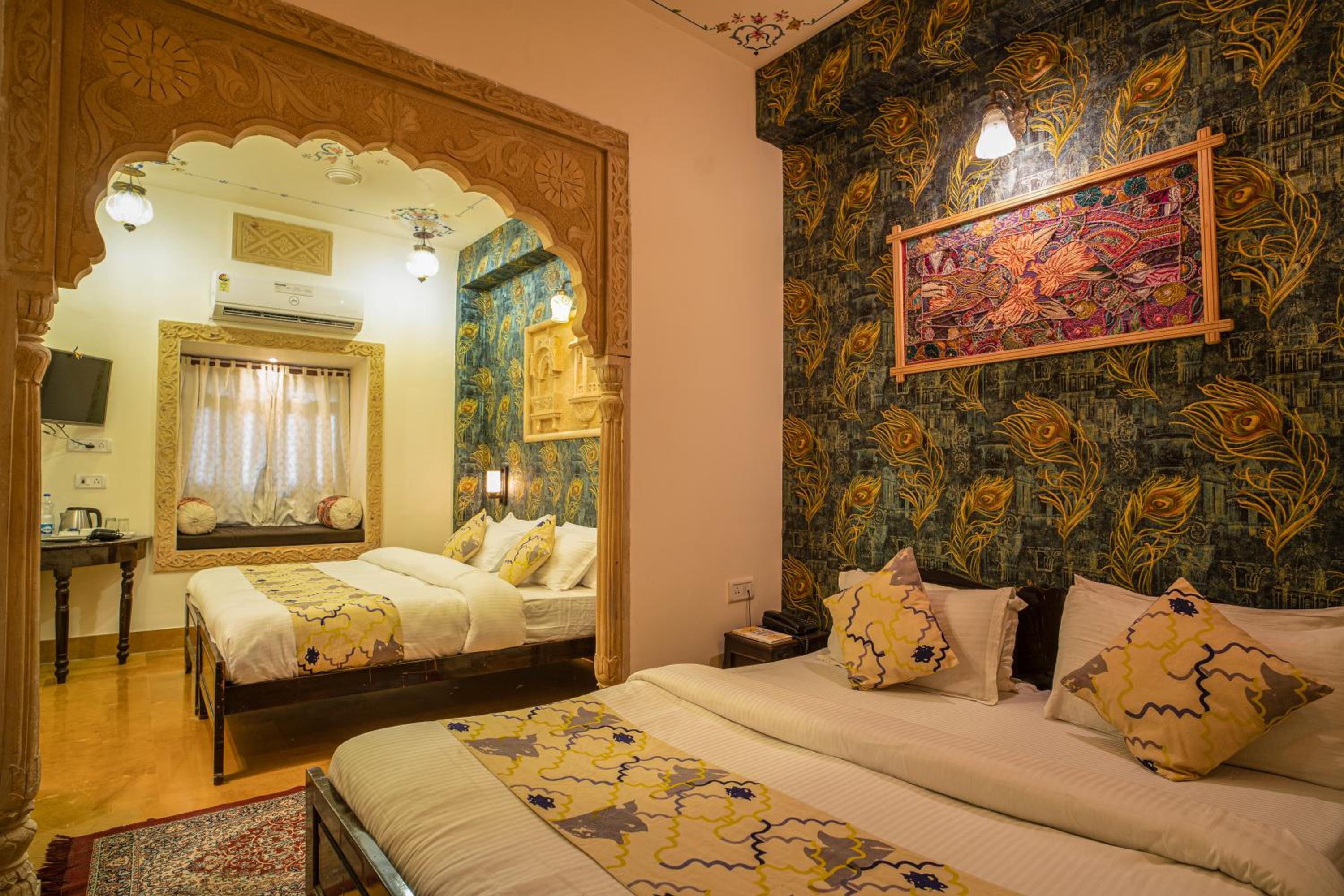 Family Room - Photo 9