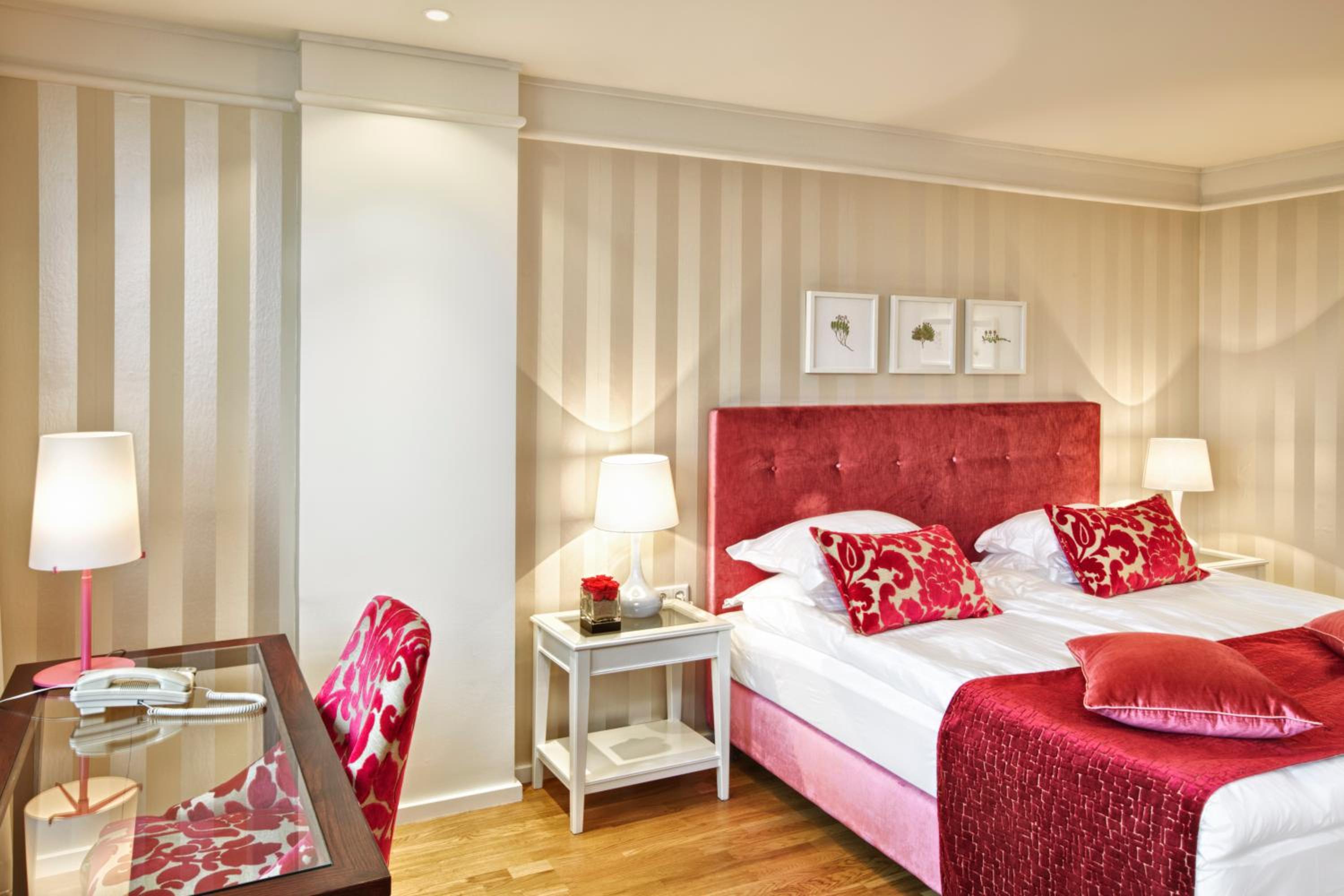King Suite - Photo 4