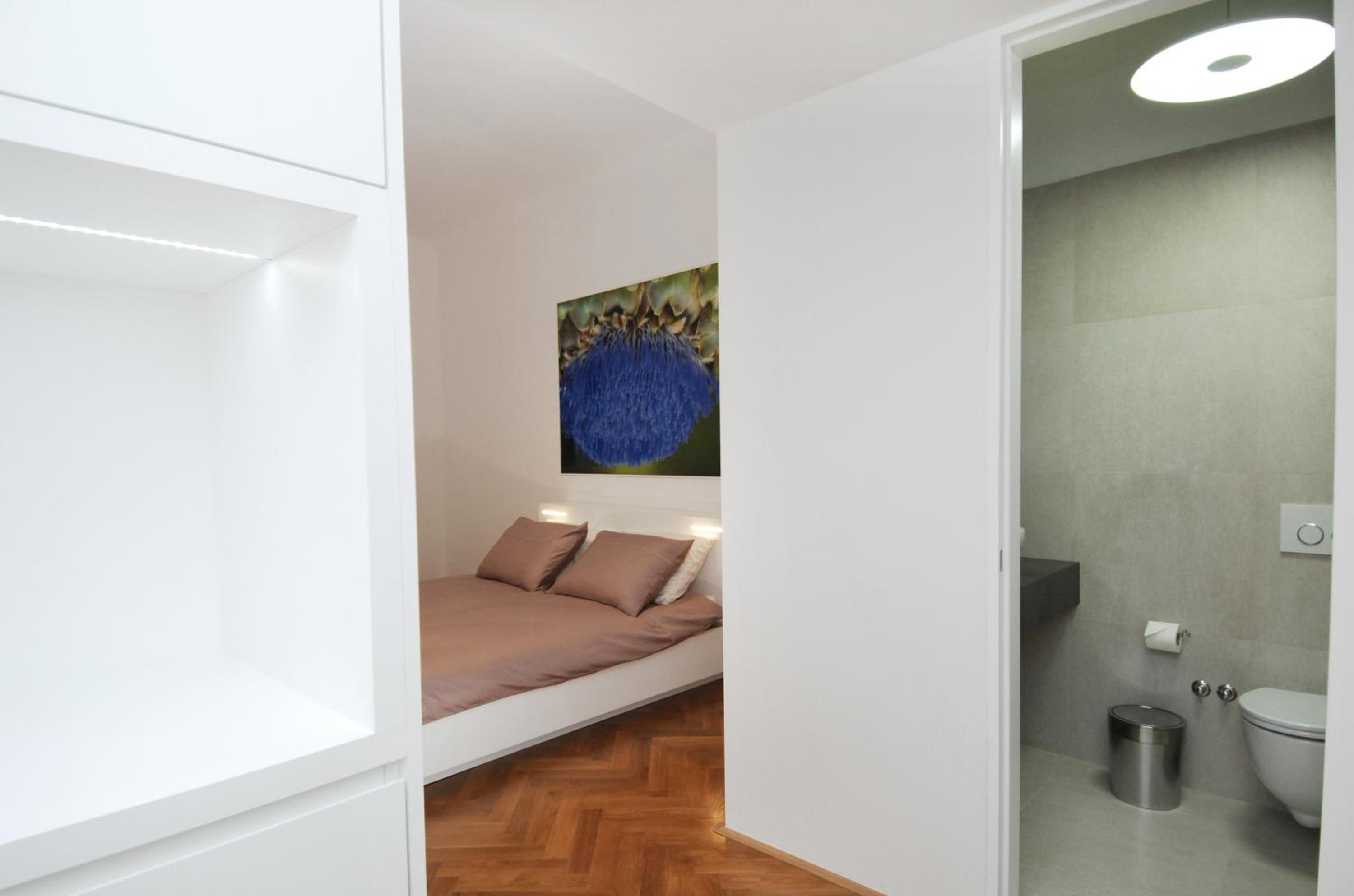 Double Room - Photo 20