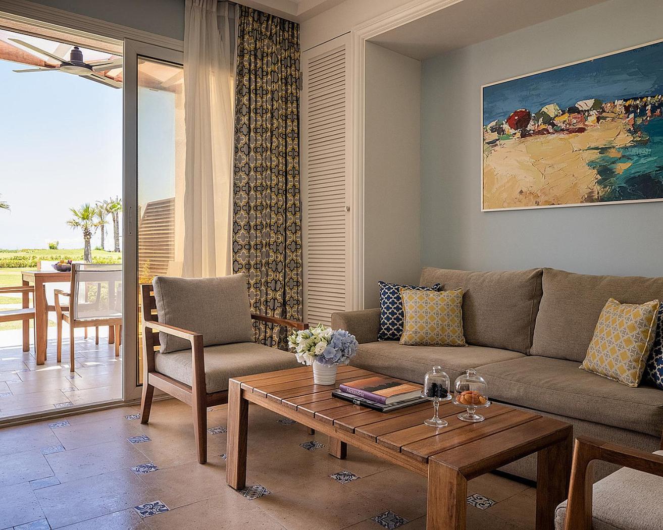 One Bedroom Beach Suite - Photo 7