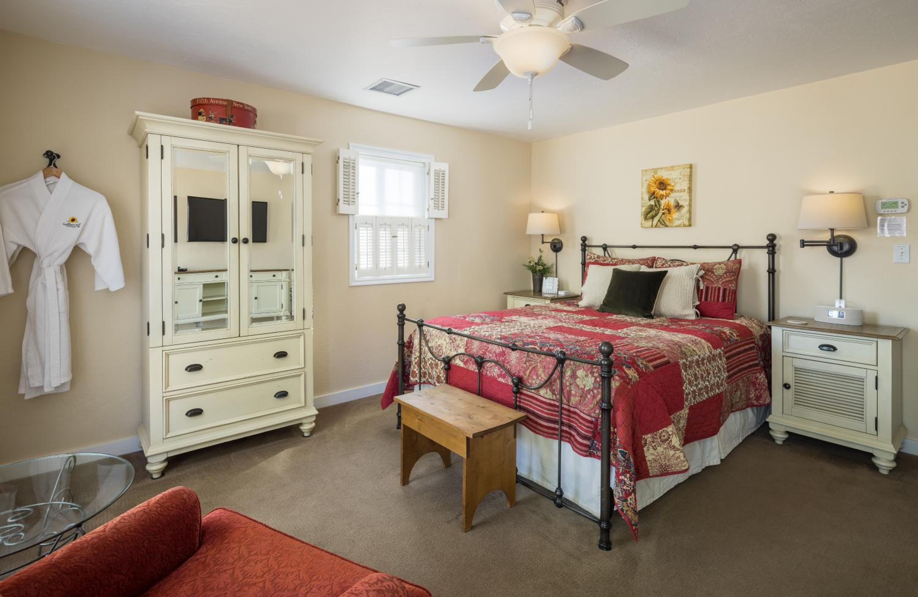 Deluxe Suite