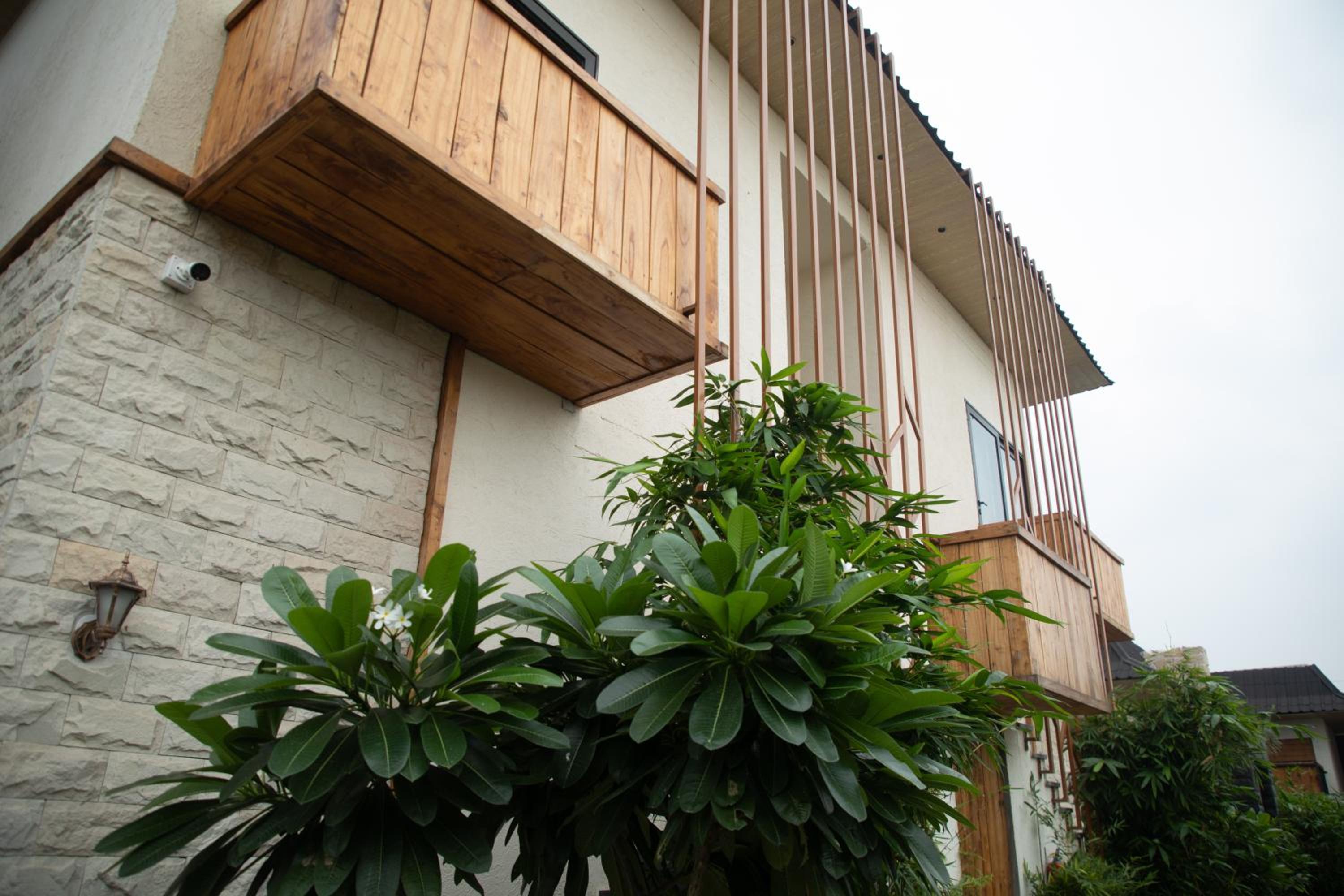 Studio Apartment - Photo 16