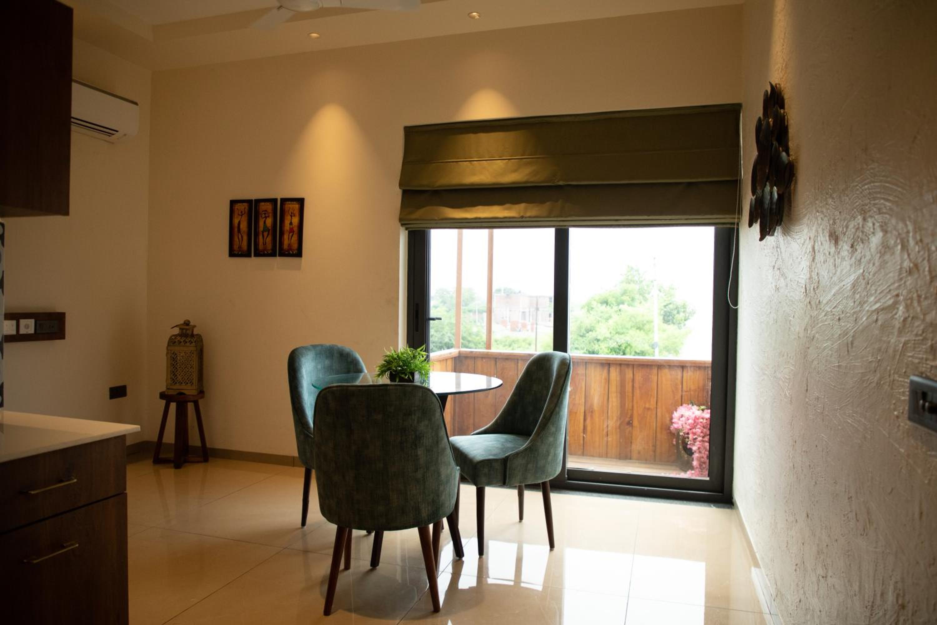 Studio Apartment - Photo 7