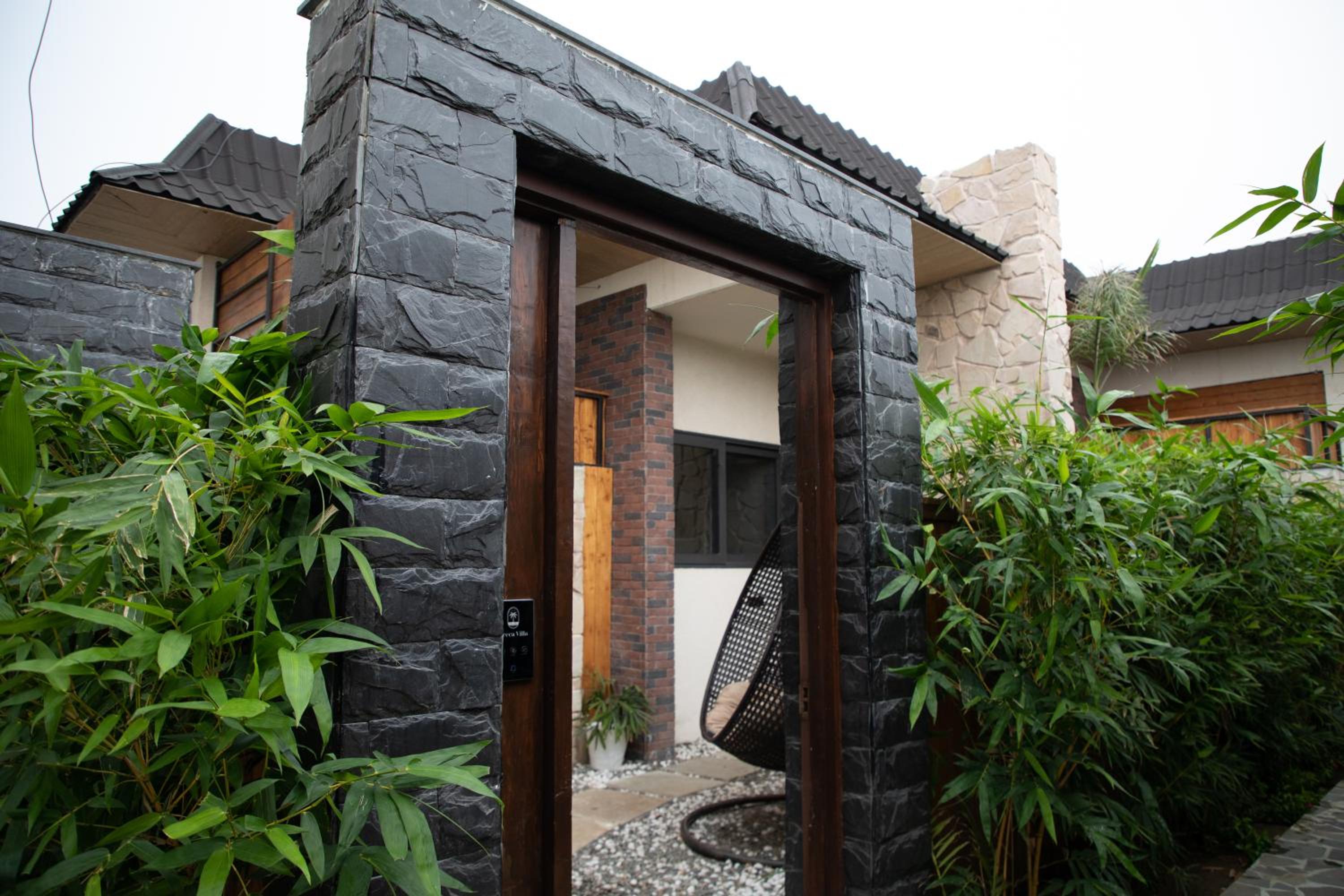 Two-Bedroom Villa - Photo 6