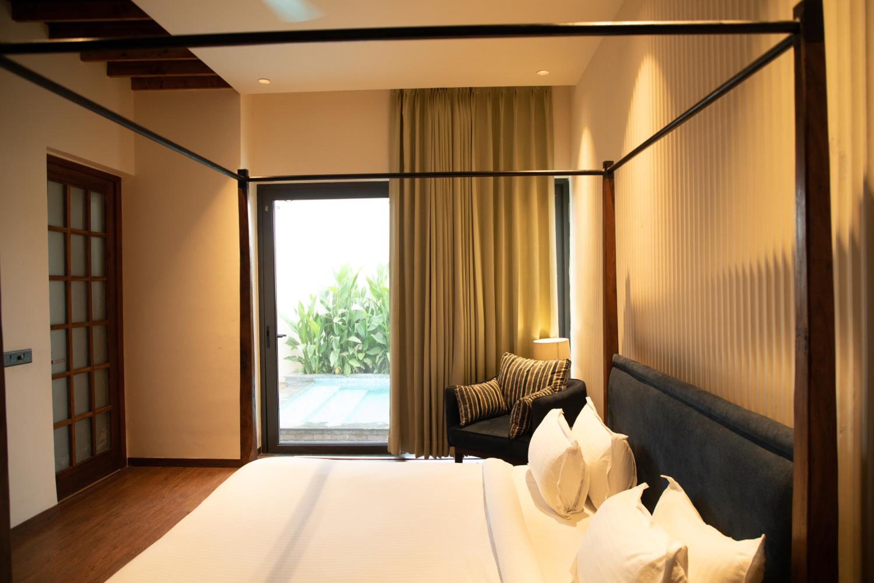 Two-Bedroom Villa - Photo 17