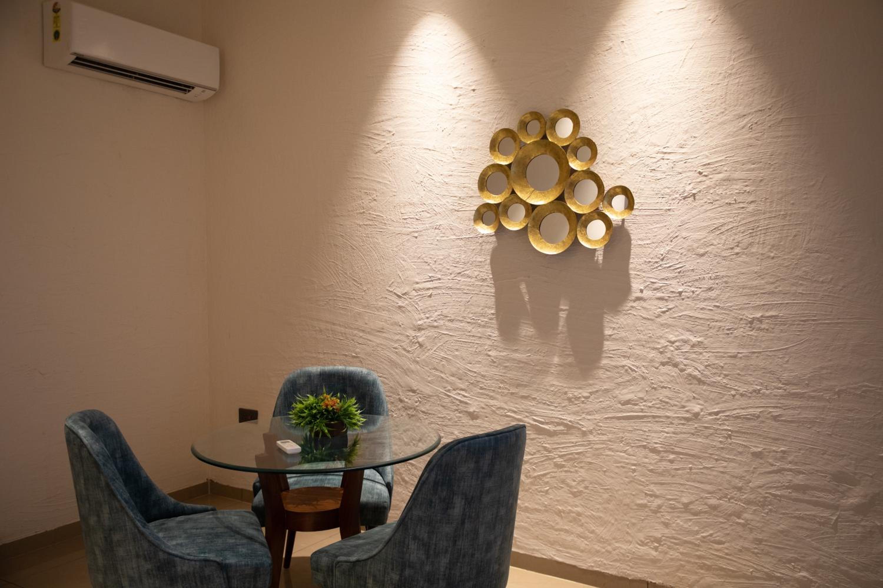 Two-Bedroom Villa - Photo 13