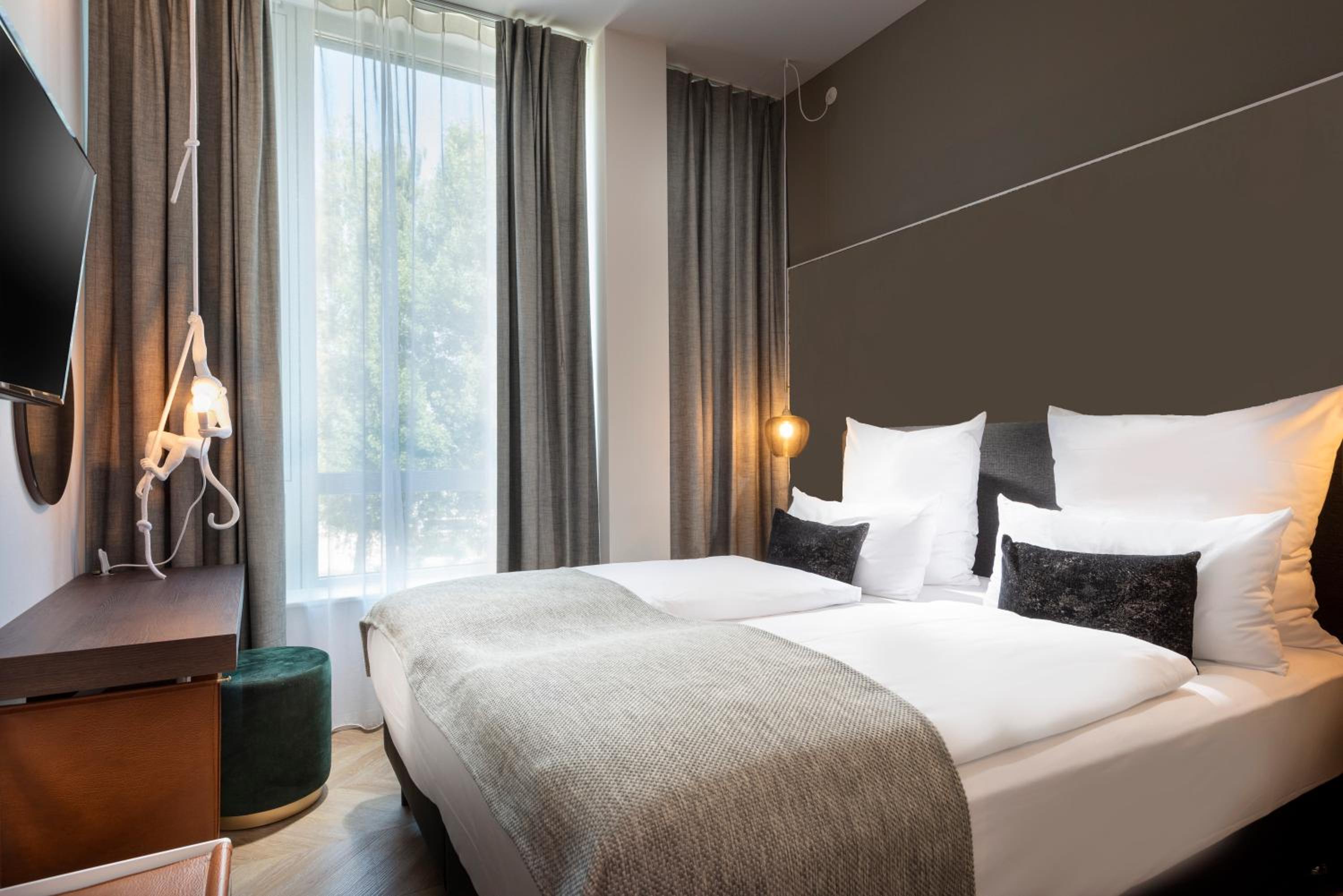 Standard Room - Photo 1