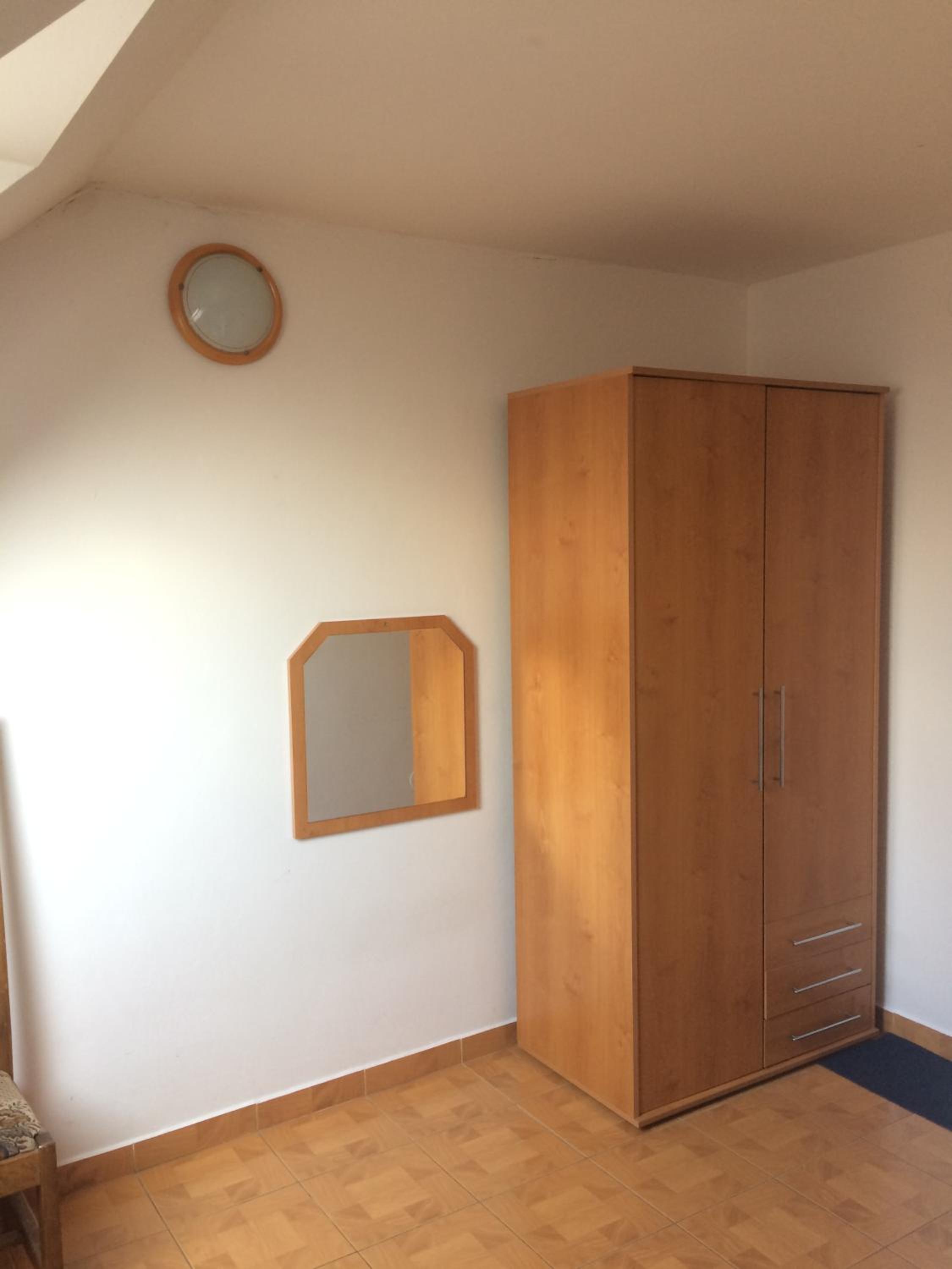 Twin Room with Bathroom photo 2