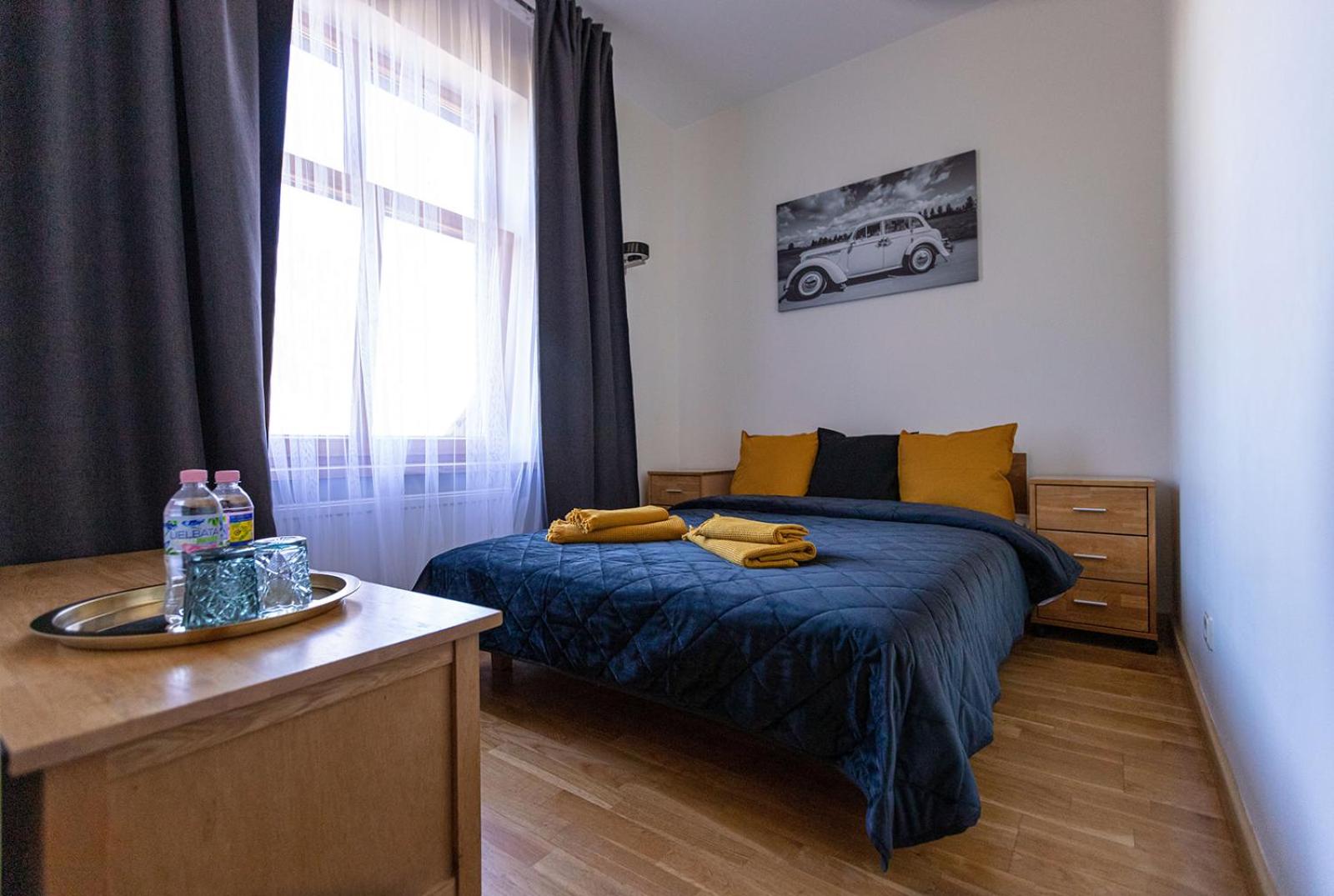 Small Double Room - Photo 3