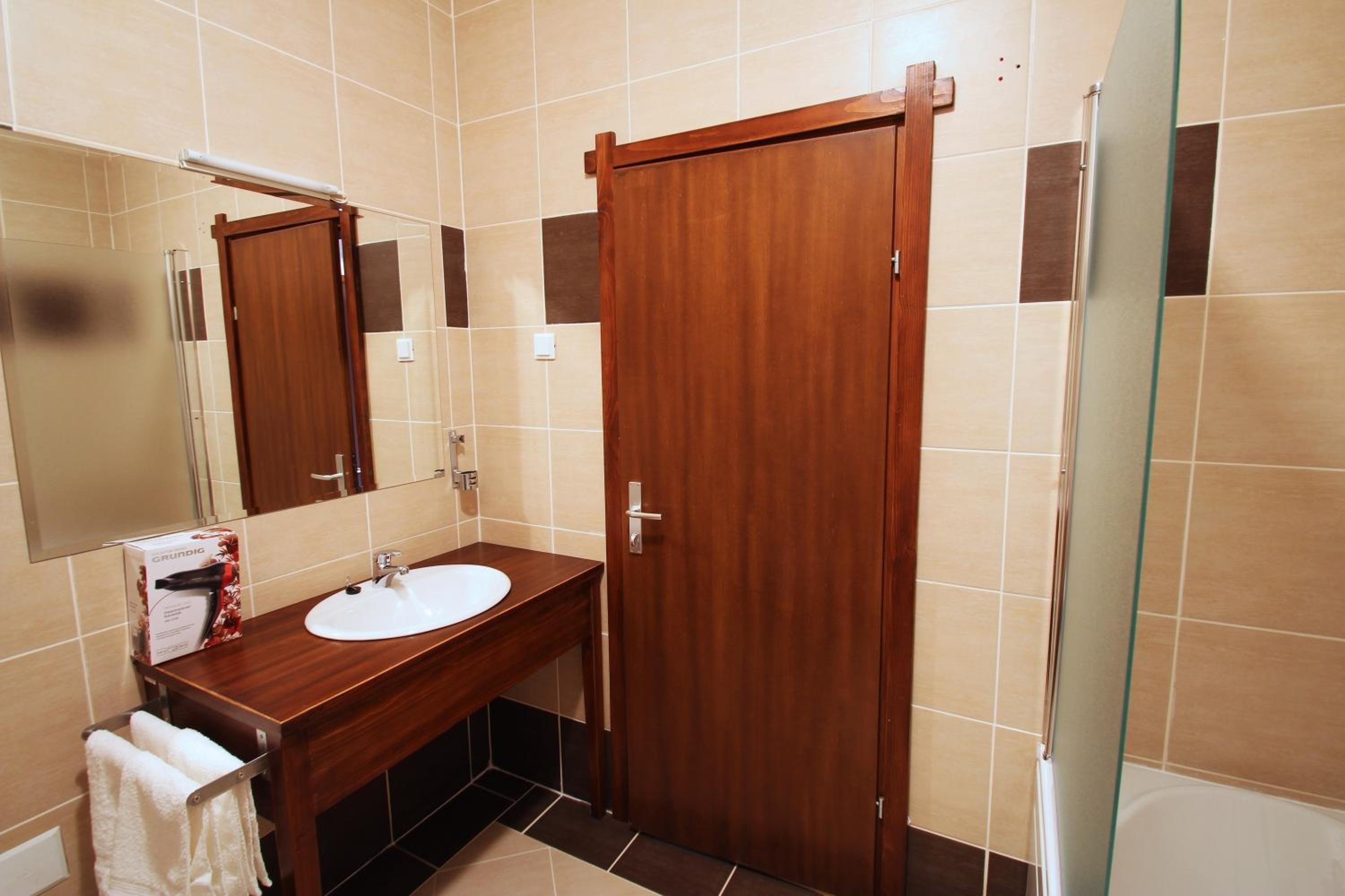 Deluxe Double Room - Photo 6
