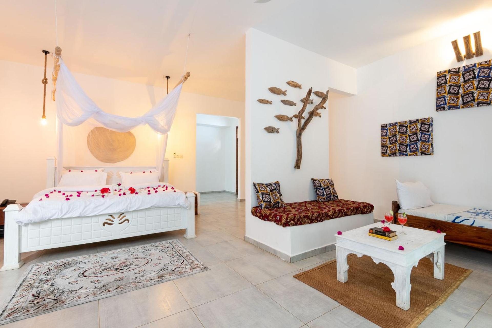 Deluxe King Room photo 2