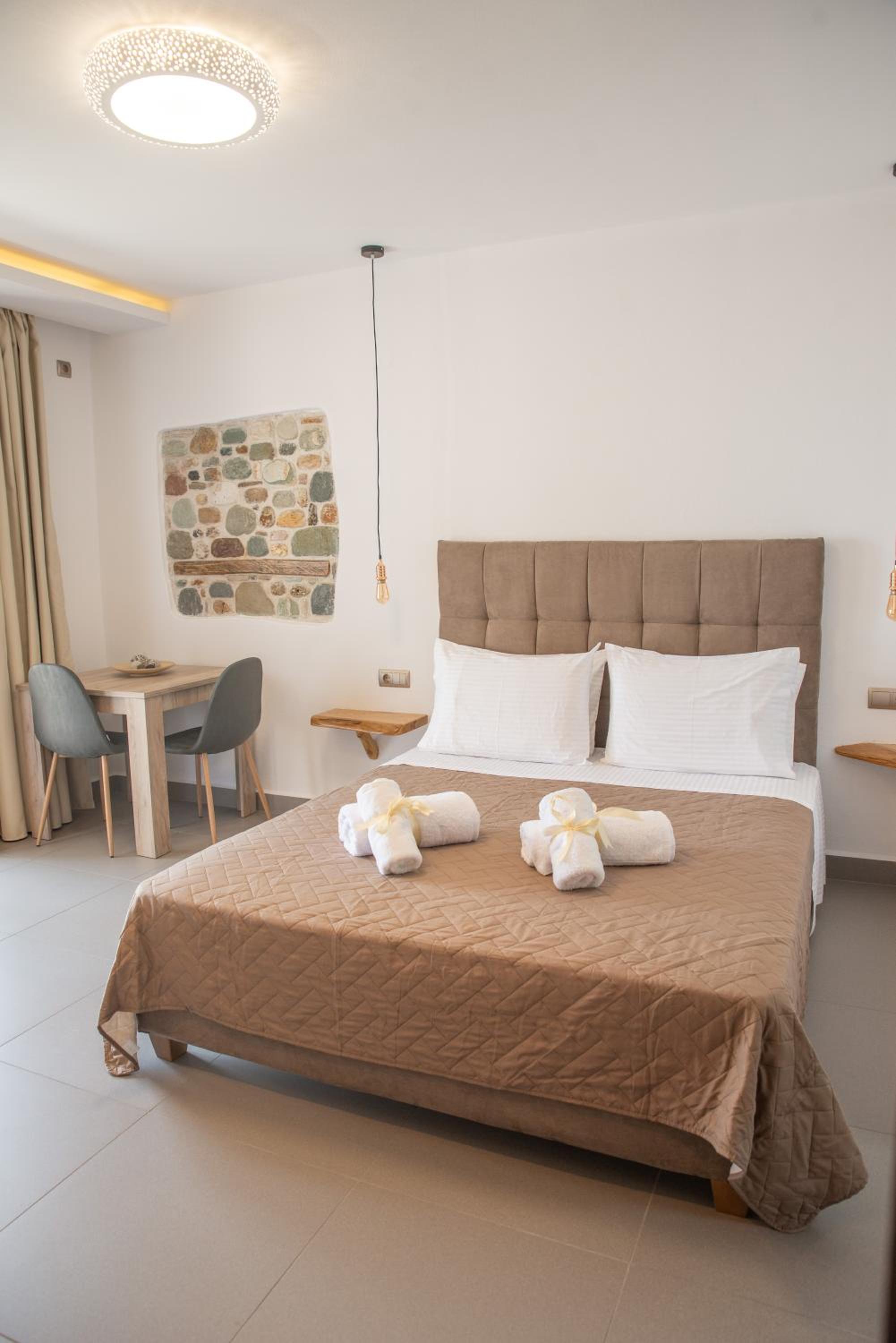 Deluxe Double Room photo 2
