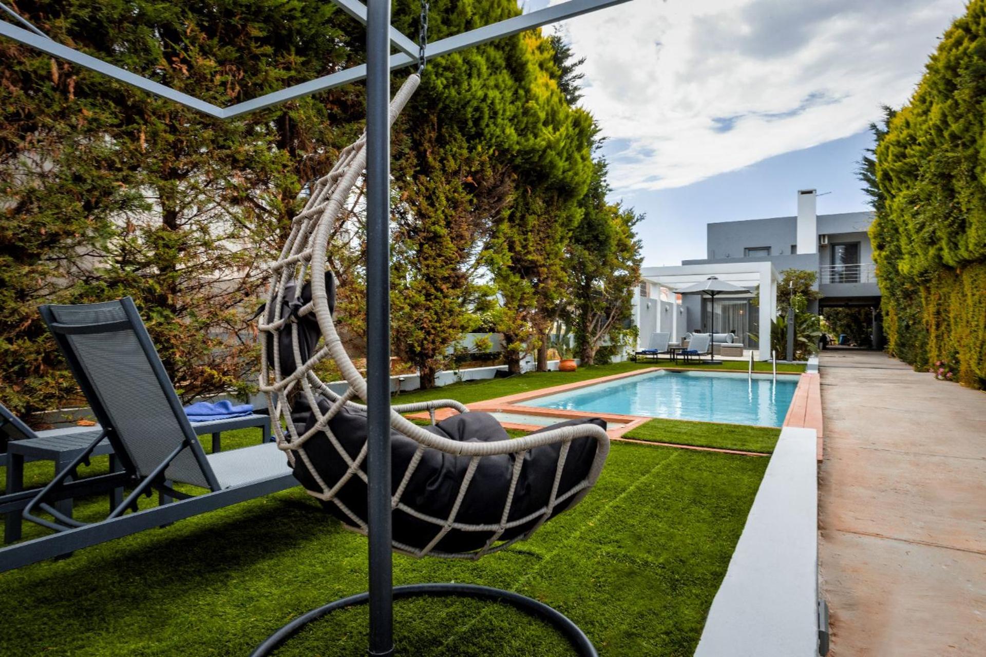 Villa photo 2