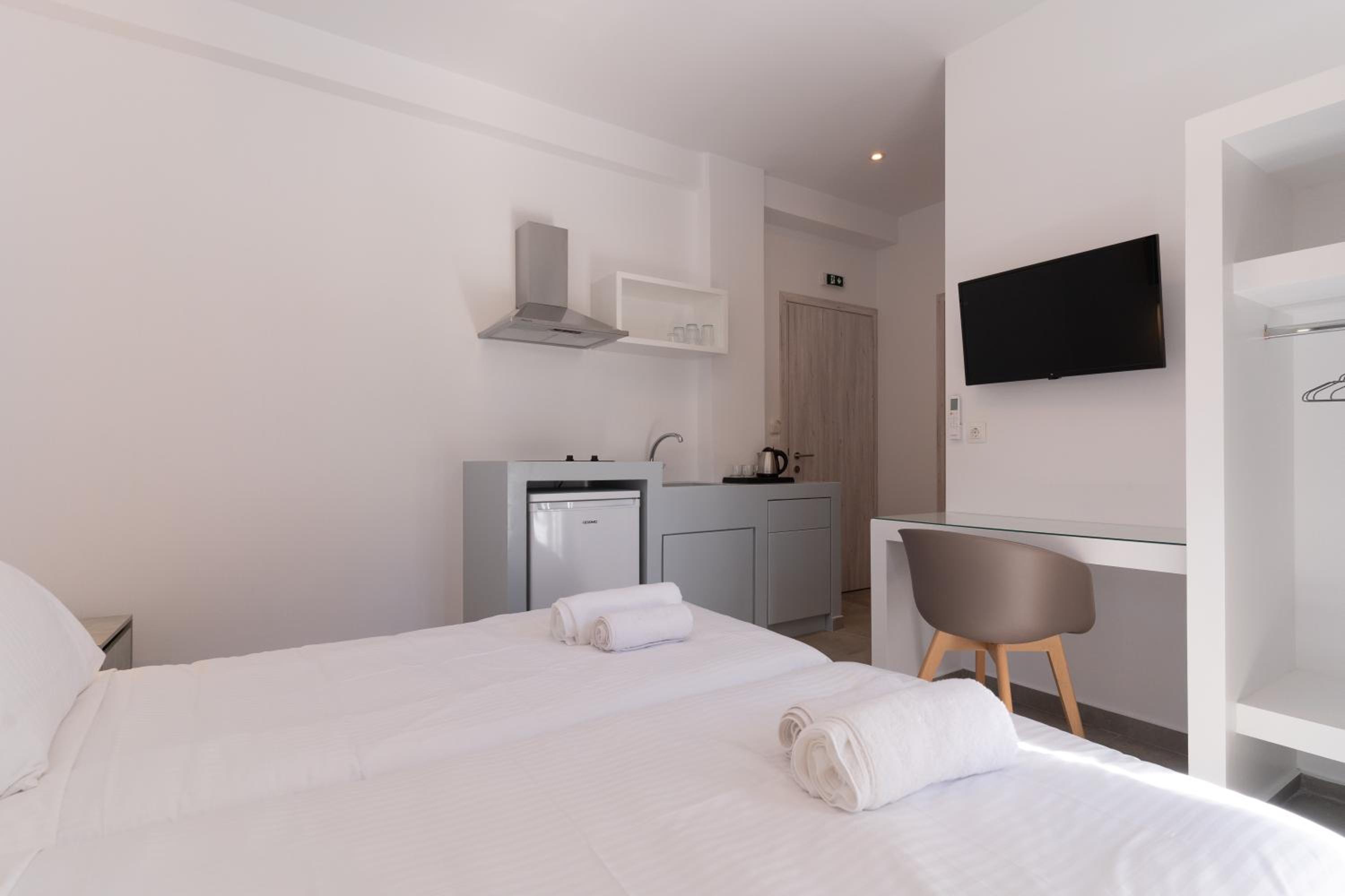 Upper Village Pocket Studio (1st Floor)