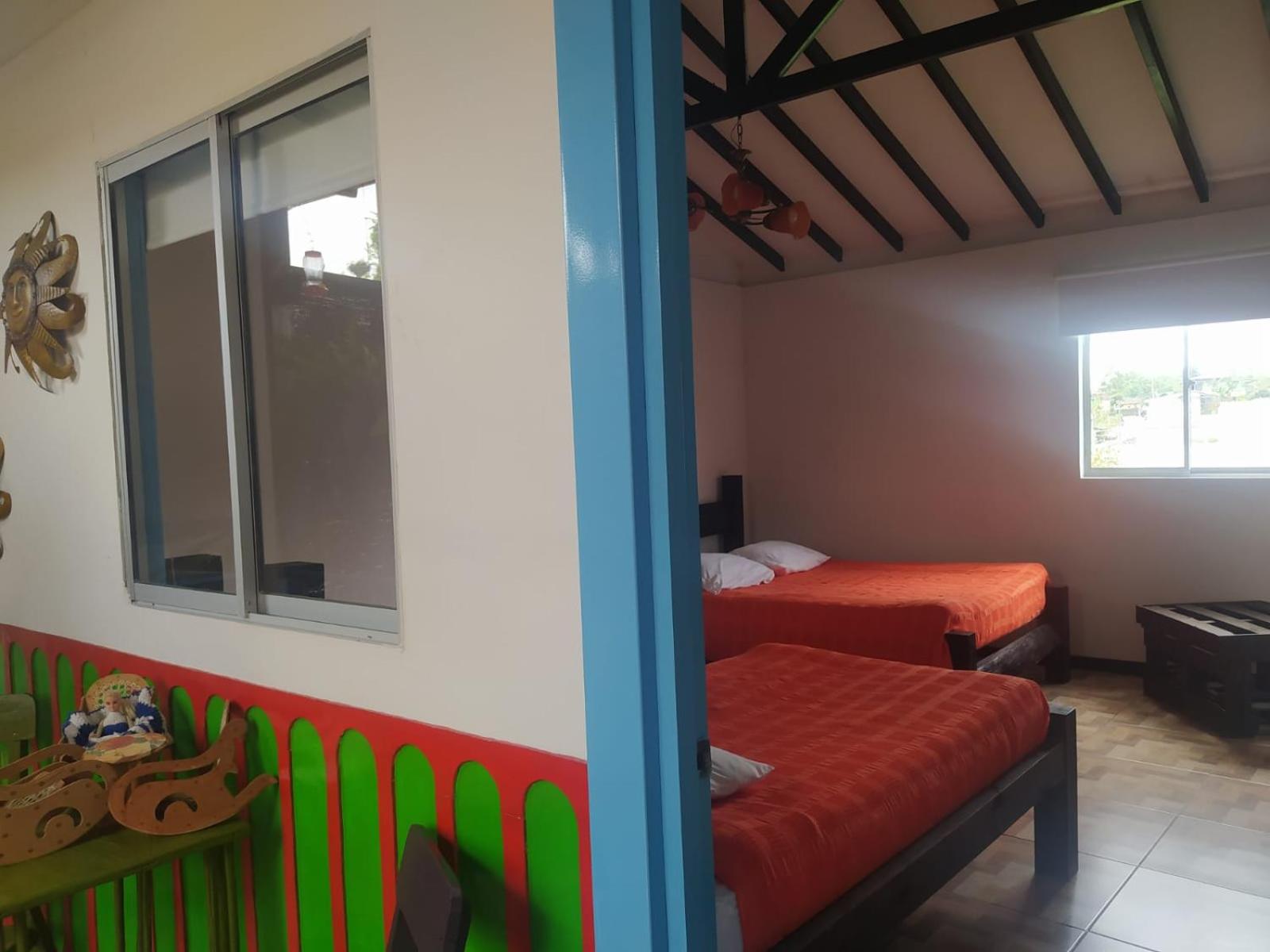 Quadruple Room with Private Bathroom photo 2