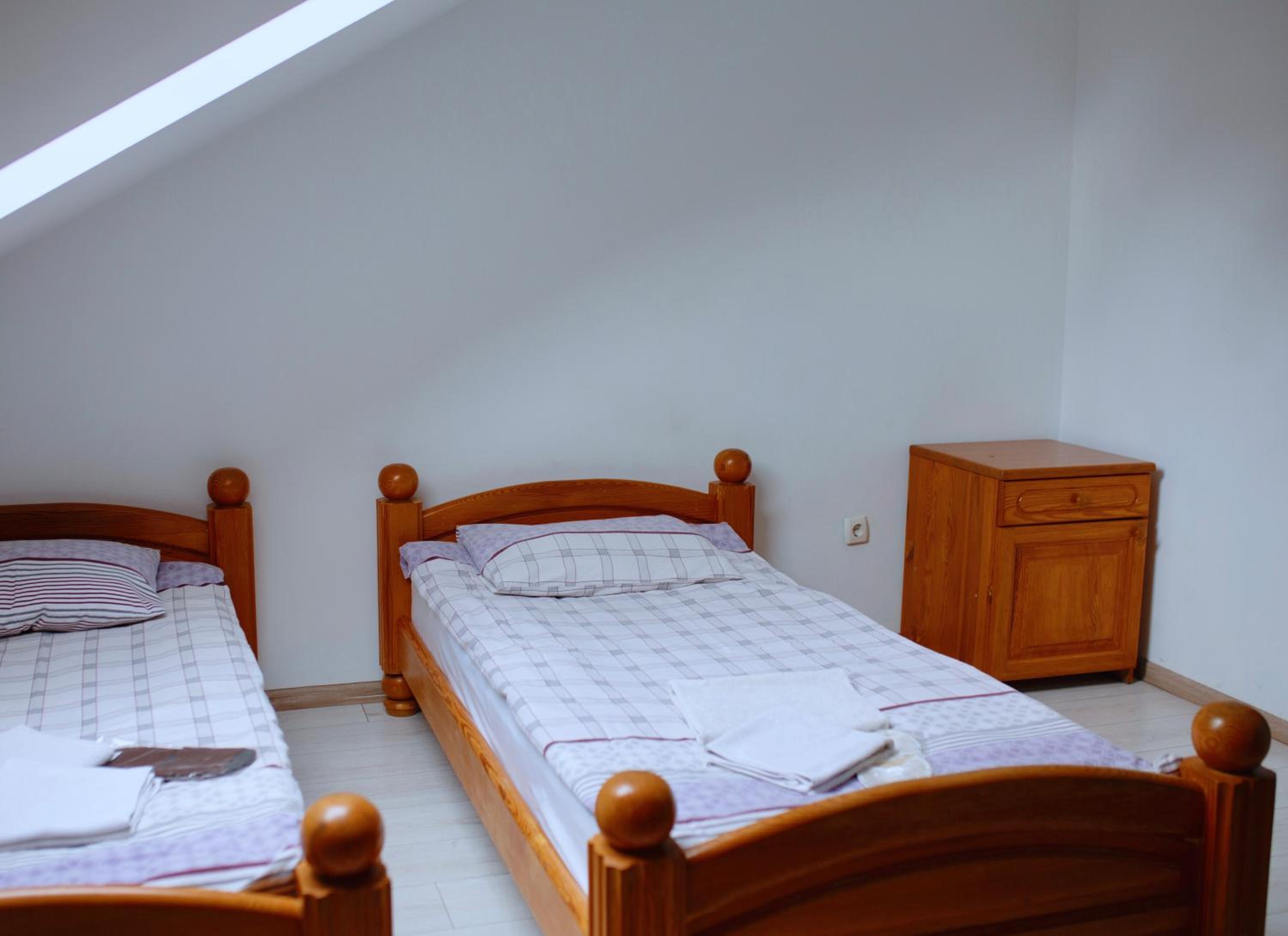 Budget Twin Room photo 3