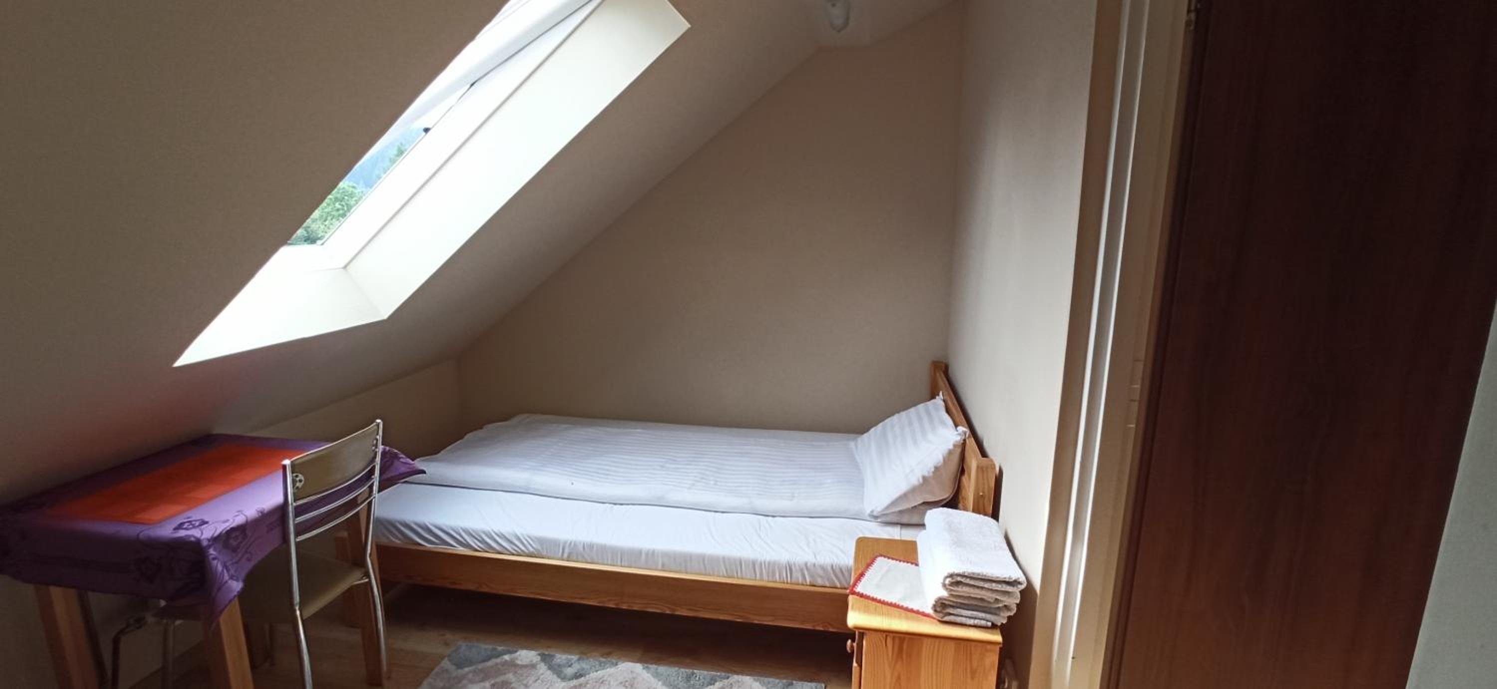 Deluxe Double Room with Extra Bed - Photo 2