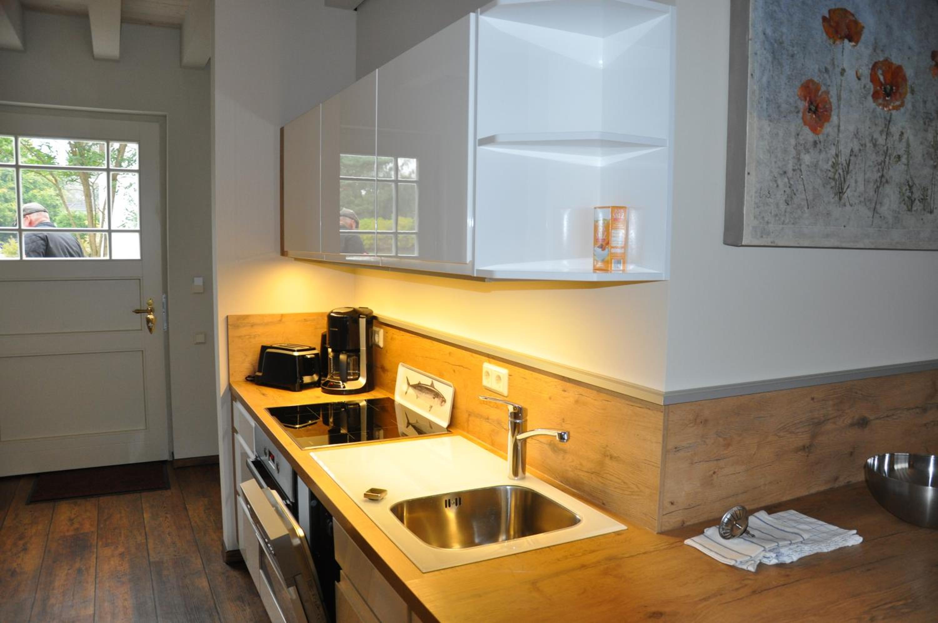 Apartment with Terrace photo 2